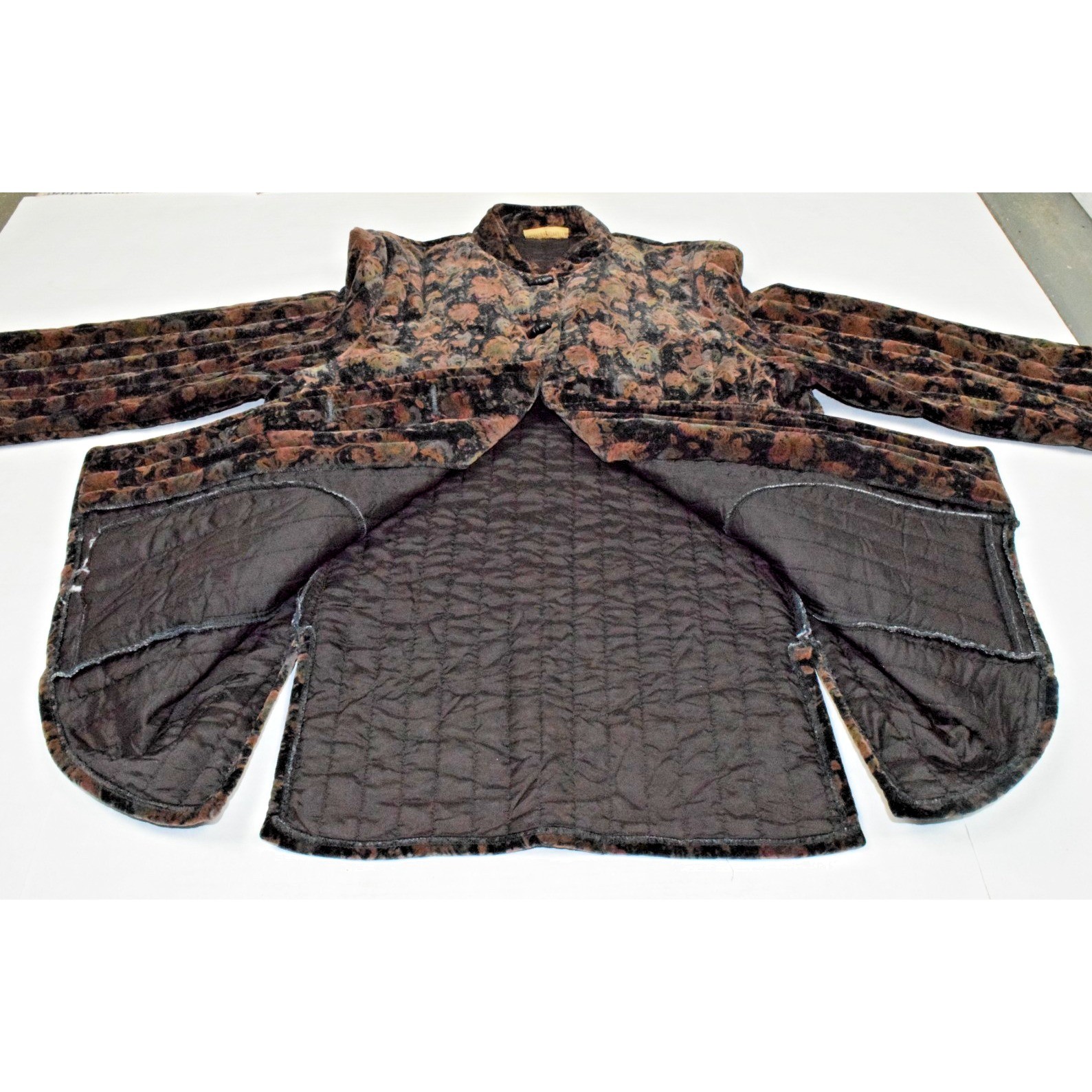 Vintage Jacket Sun N Sand Size S 60s Quilted Black Velvet Lined Toggle Button