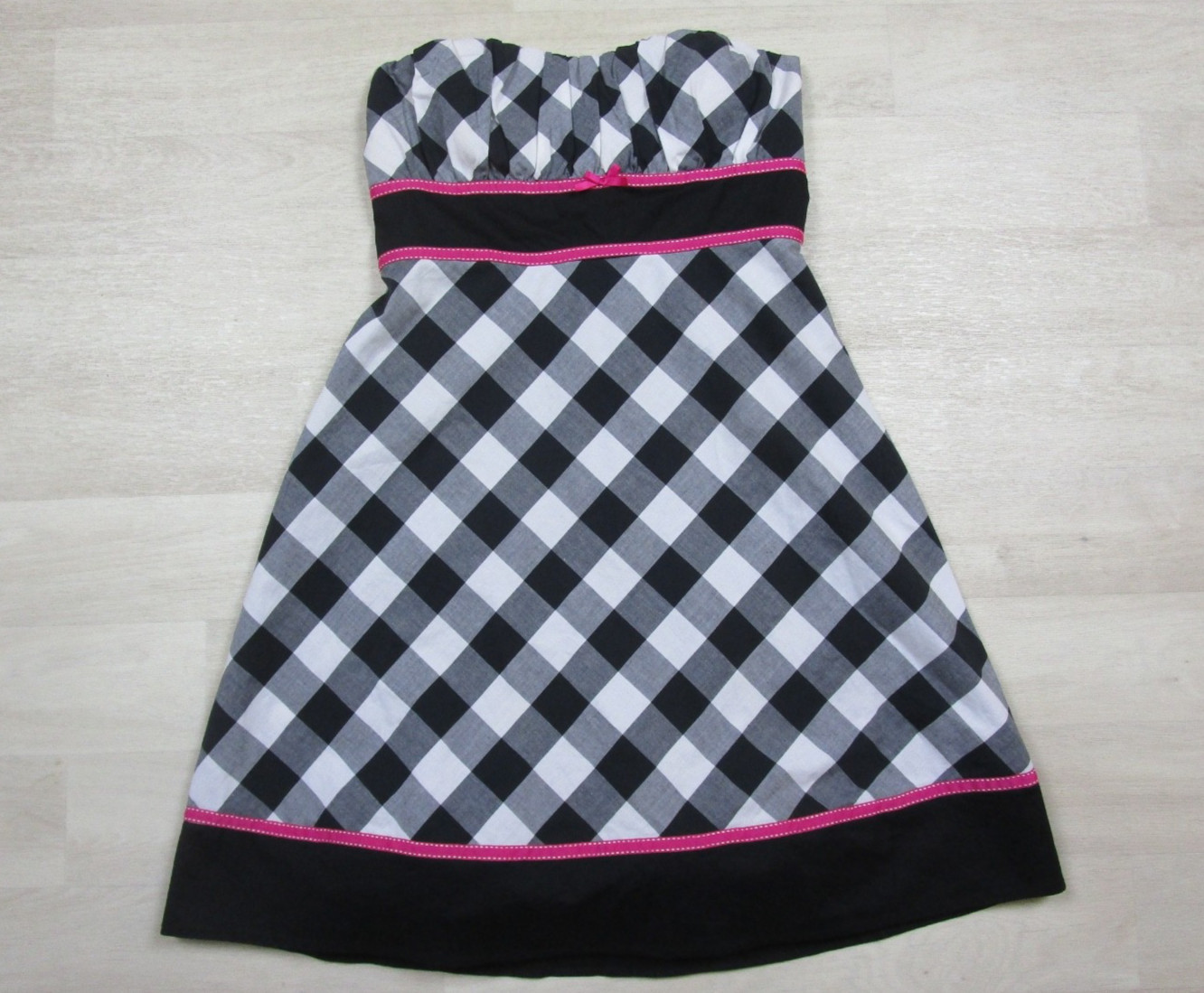 Vintage Y2K Heart Soul Strapless Micro Mini Dress (M) Party Emo Punk