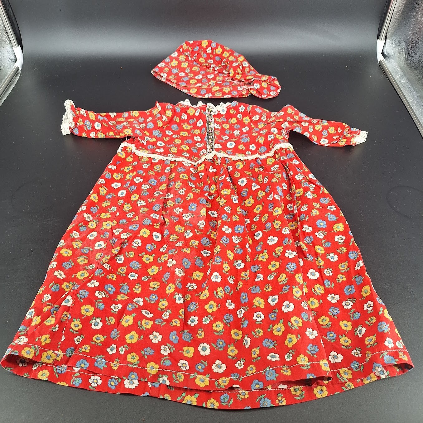 Vtg Child Prairie Dress w/ Bonnet Handmade Hand Crafted Floral Multicolor