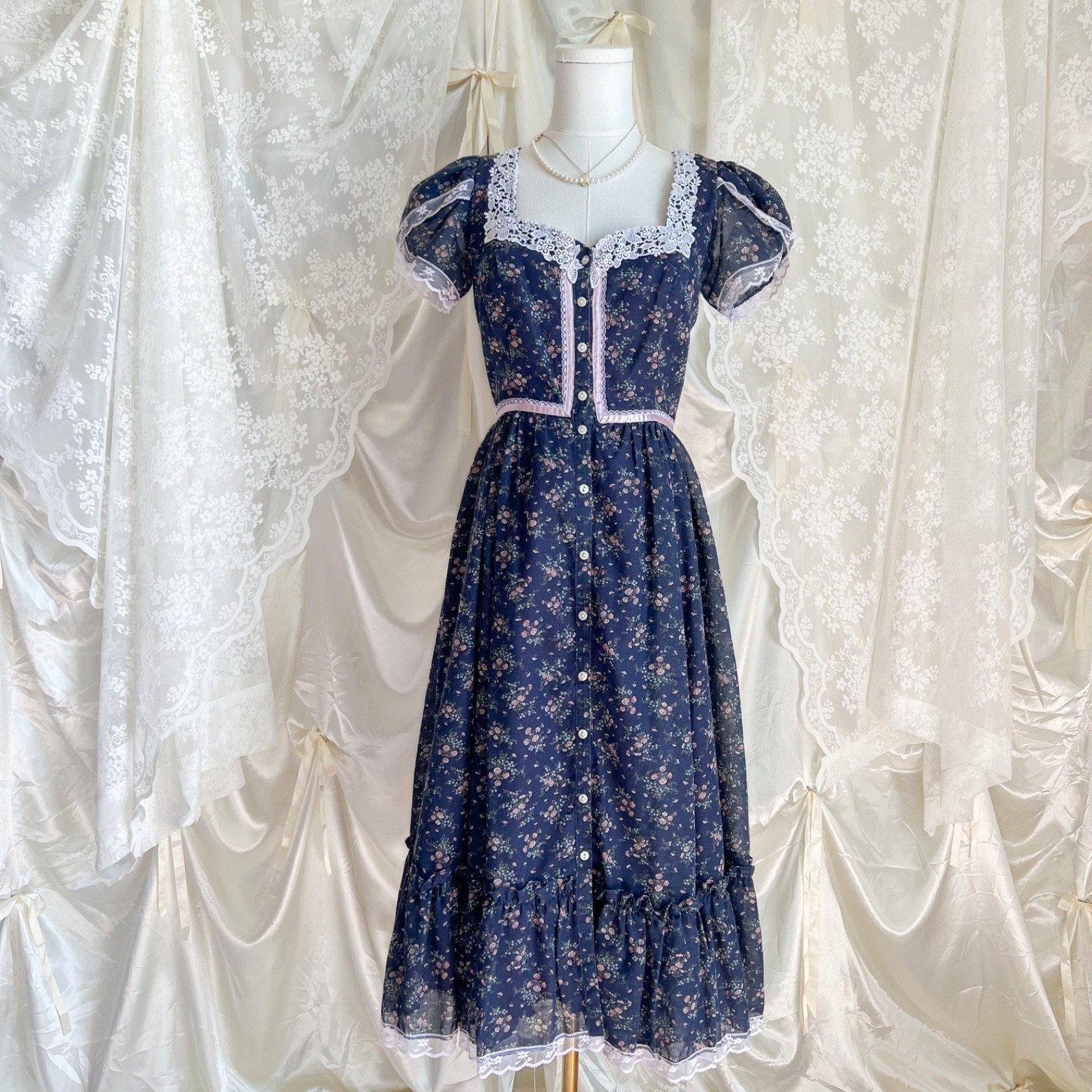 Gunne Sax by Jessica Floral Prairie Midi Dress