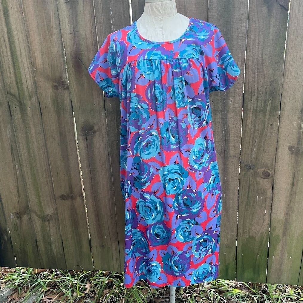 Vintage VISIONS Blue Purple Floral ROSES HOUSEDRESS Muumuu S
