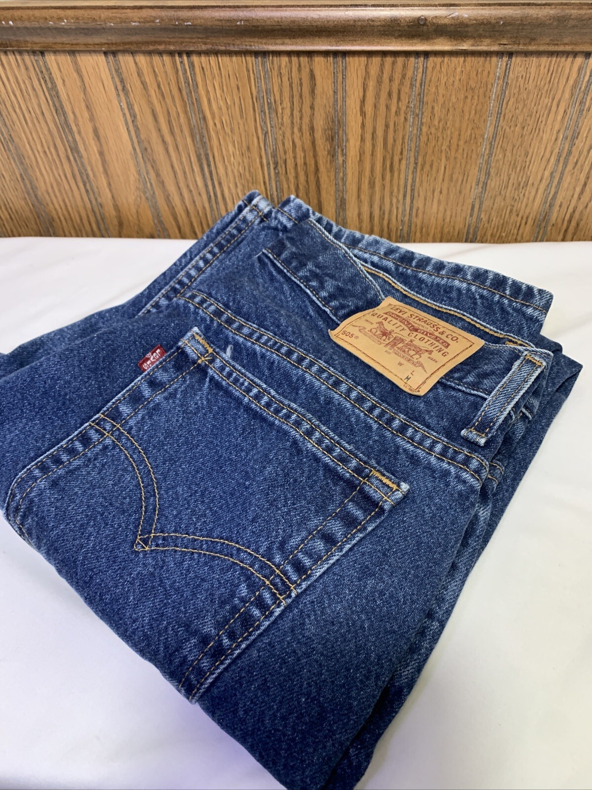 Vintage Women’s Levis 505 Denim Jeans 12 MIS M Made in USA Measured 31”X31”