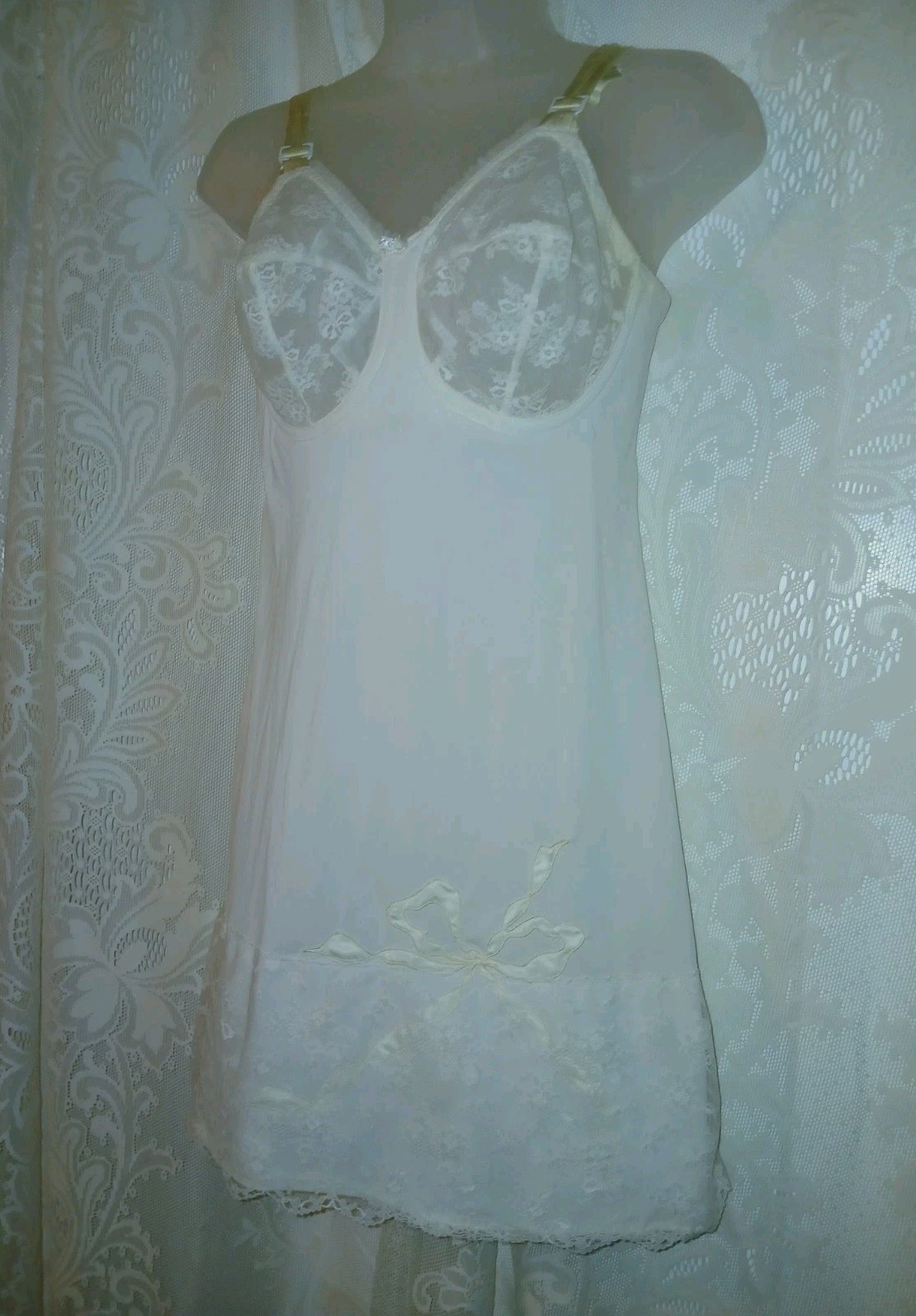 Vintage 50s White Underwire Bra Slip Dress Floral Nylon Lace Applique 32D S