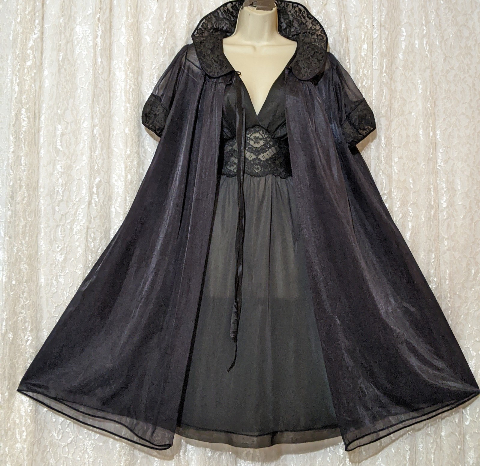 VTG Vassarette Black Chiffon Peignoir Robe + Seamprufe Nightgown Blended Set M