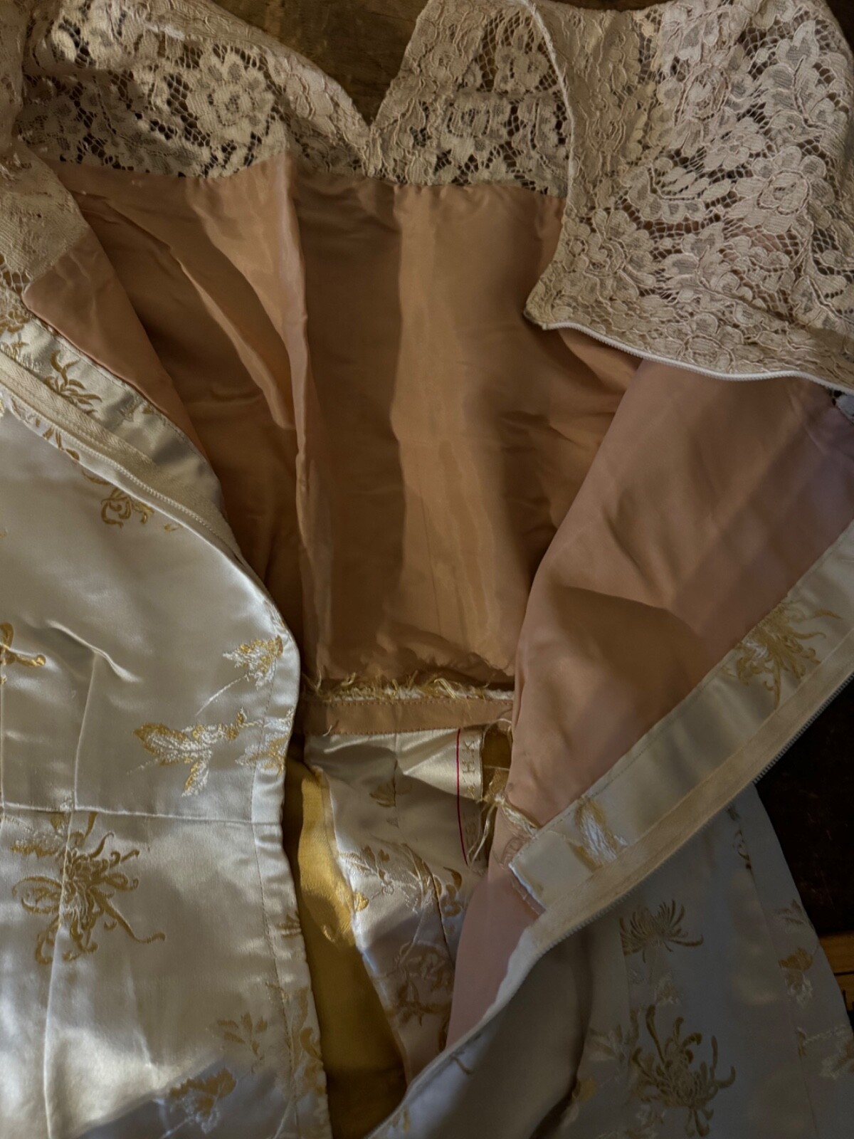 Vintage 60s Silk Cream Silver Floral Sheath Brocade Dress