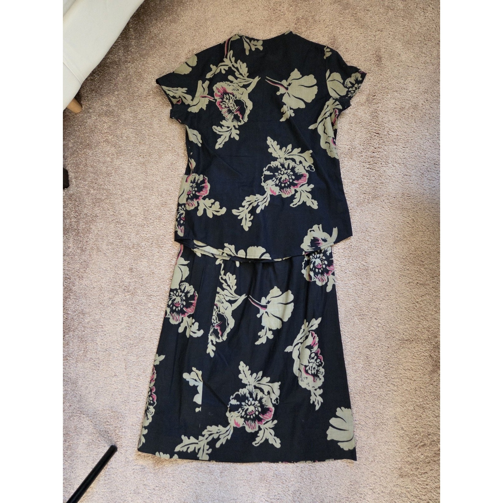 Vintage Joseph Magnin Dark Floral Lightweight 2-Piece Set Skirt and Blouse Sz 14