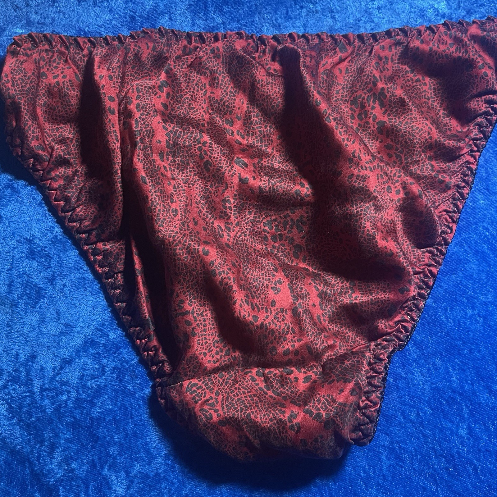 Vintage Silkscreen Panties Red Black Snakeskin Nylon Size 6 Medium