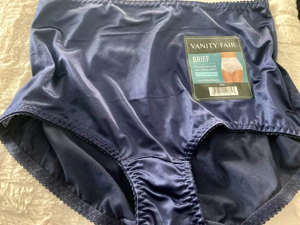 VANITY FAIR Silky Nylon/SPANDEX Sissy Panty 9/2XL Full Brief Granny NAVY