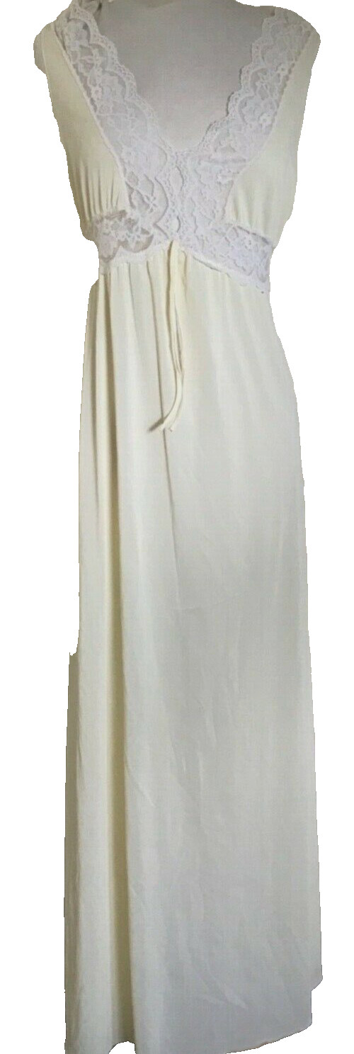 Vintage Barad Lingerie Long Nylon Gown Negligee Peignoir Chemise Sleep Dress 50s