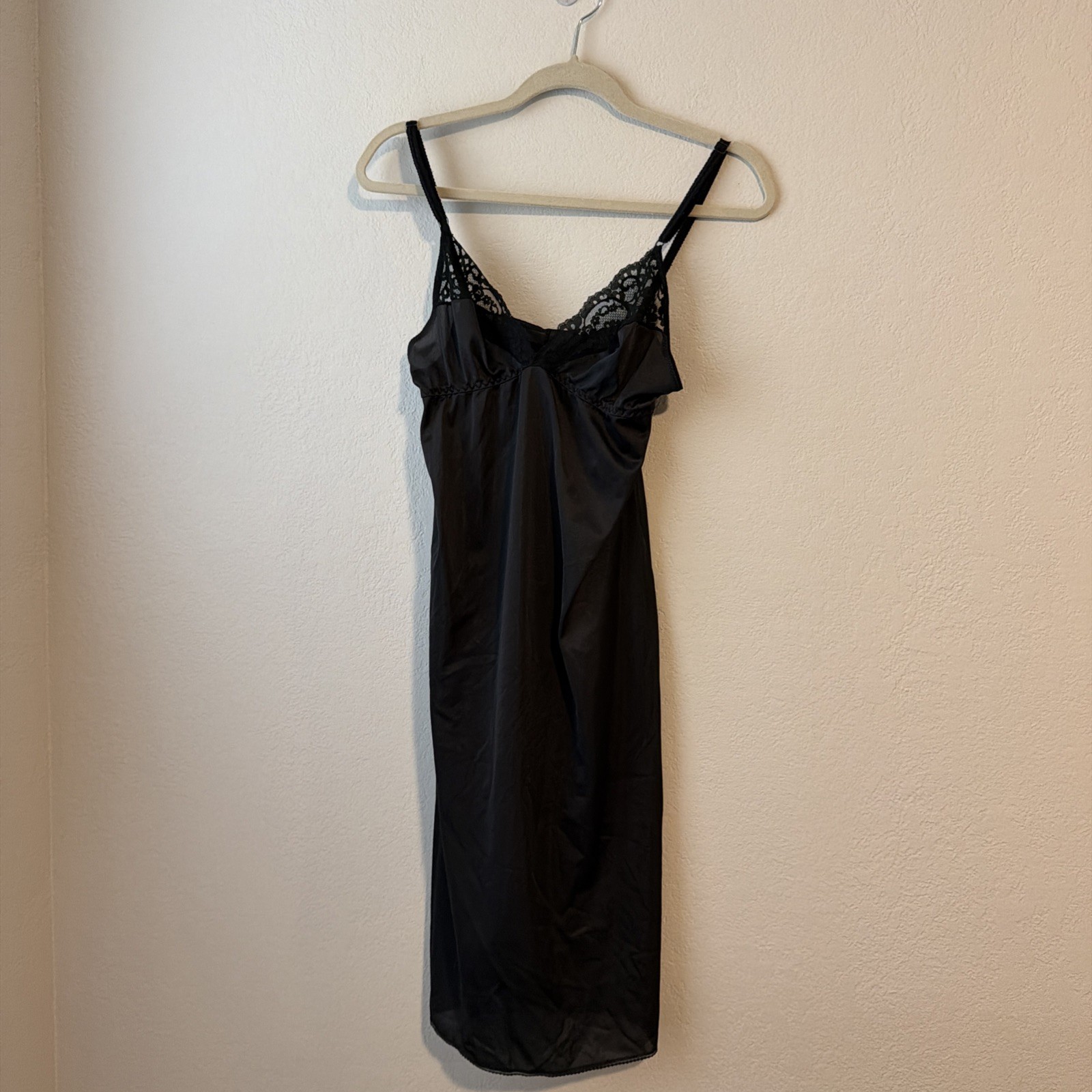 Vintage sexy lace Nightgown black ILGWU size 36 babydoll lingerie