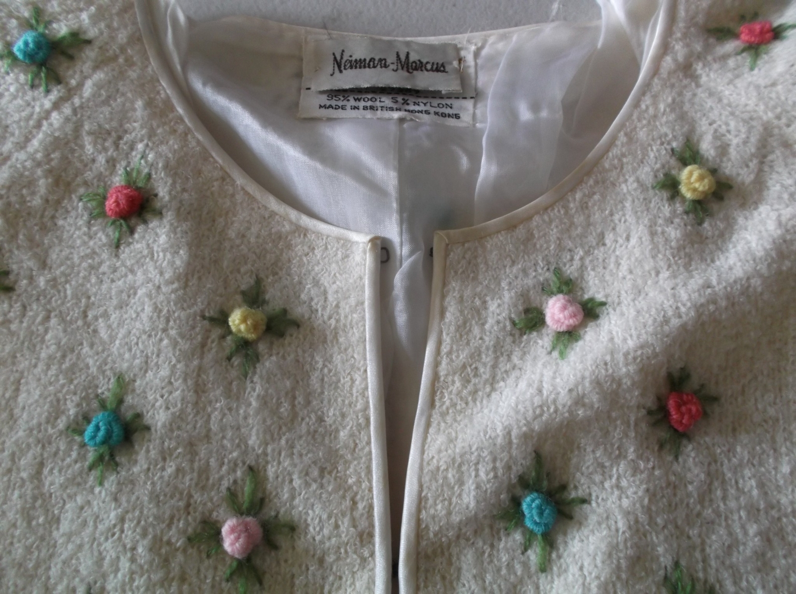 VTG 60s MCM Wool Cyn Les Cardigan Sweater Embroidered Floral S Neiman Marcus VFG