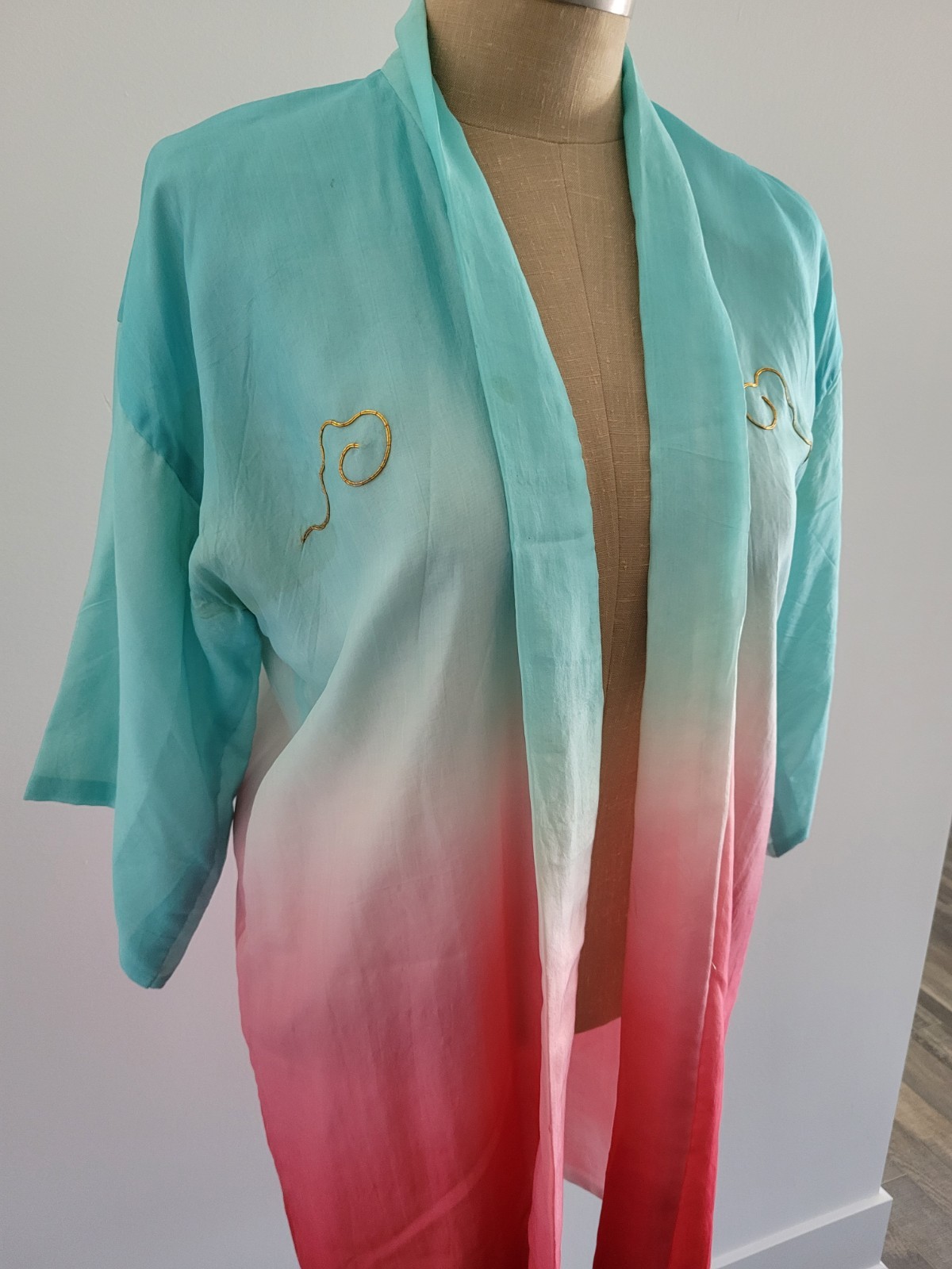 Vintage 1930s Aqua & Pink Silk Robe w Gold Embroidered Dragon & Pagoda