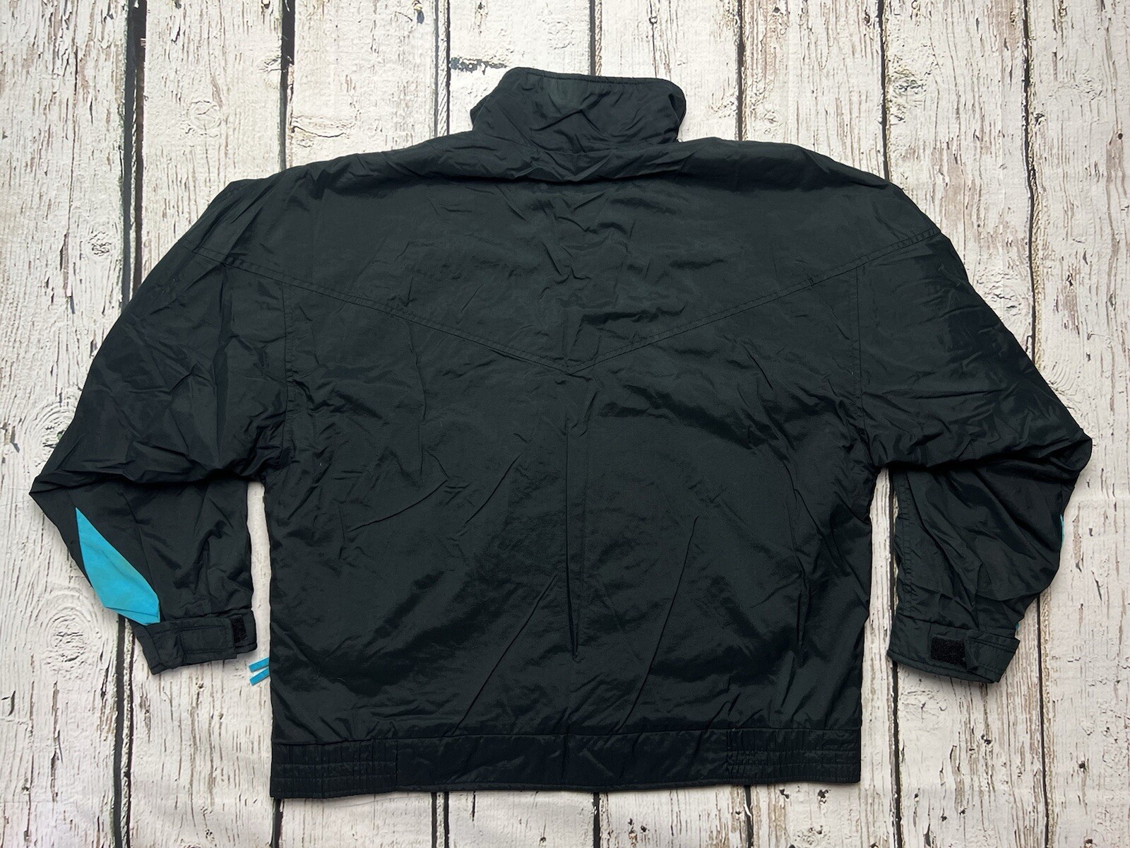 VTG Woolrich The Woman Black Soft Shell Full Zip 3M Insulated Button Jacket Coat
