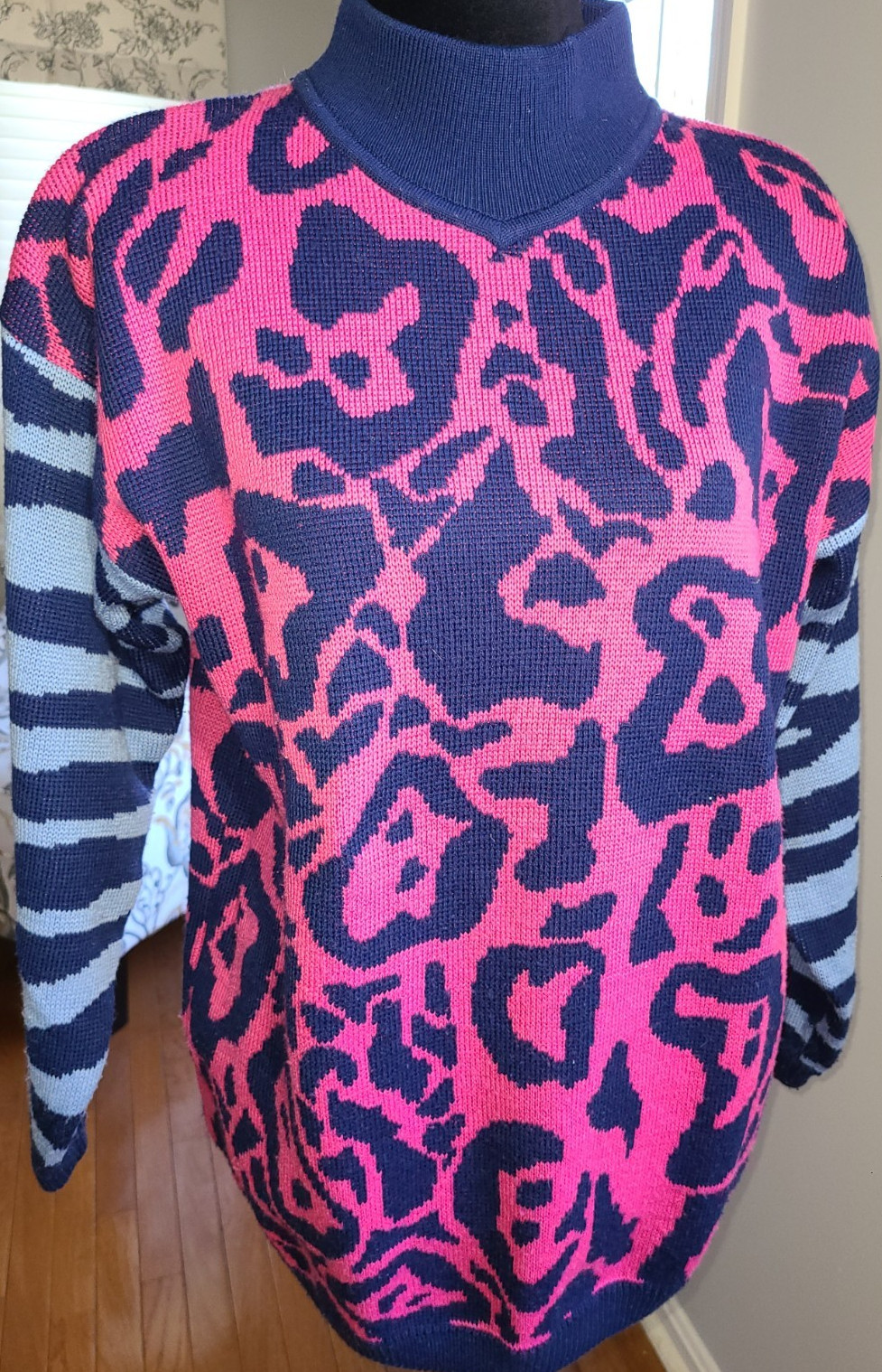 SKYR Vtg 80s Women’s Pink Navy High Neck Sweater Acrylic Wool Valley Girl Med