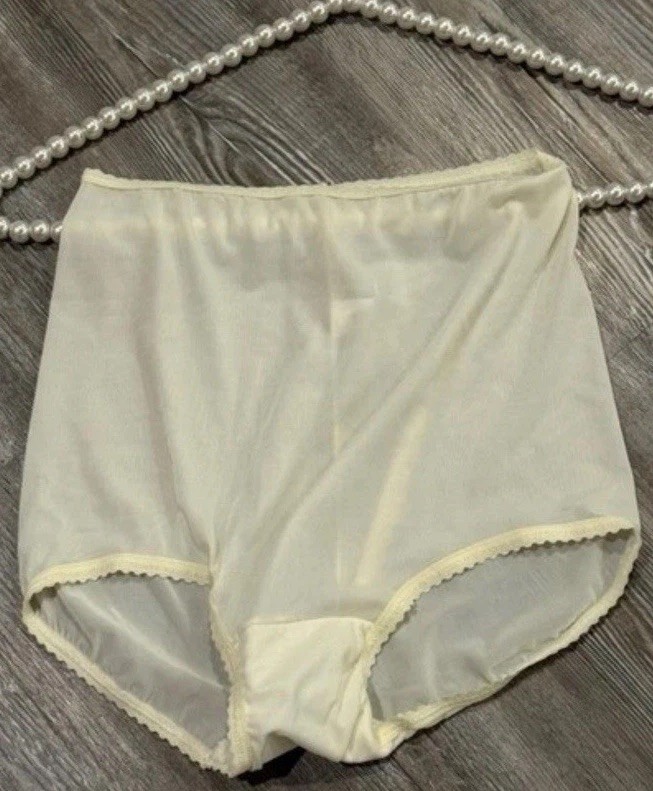 VTG 90’ Women’s Bali Cream Semi Sheer Nylon Blend Hight Waist Stretchy Bikini M