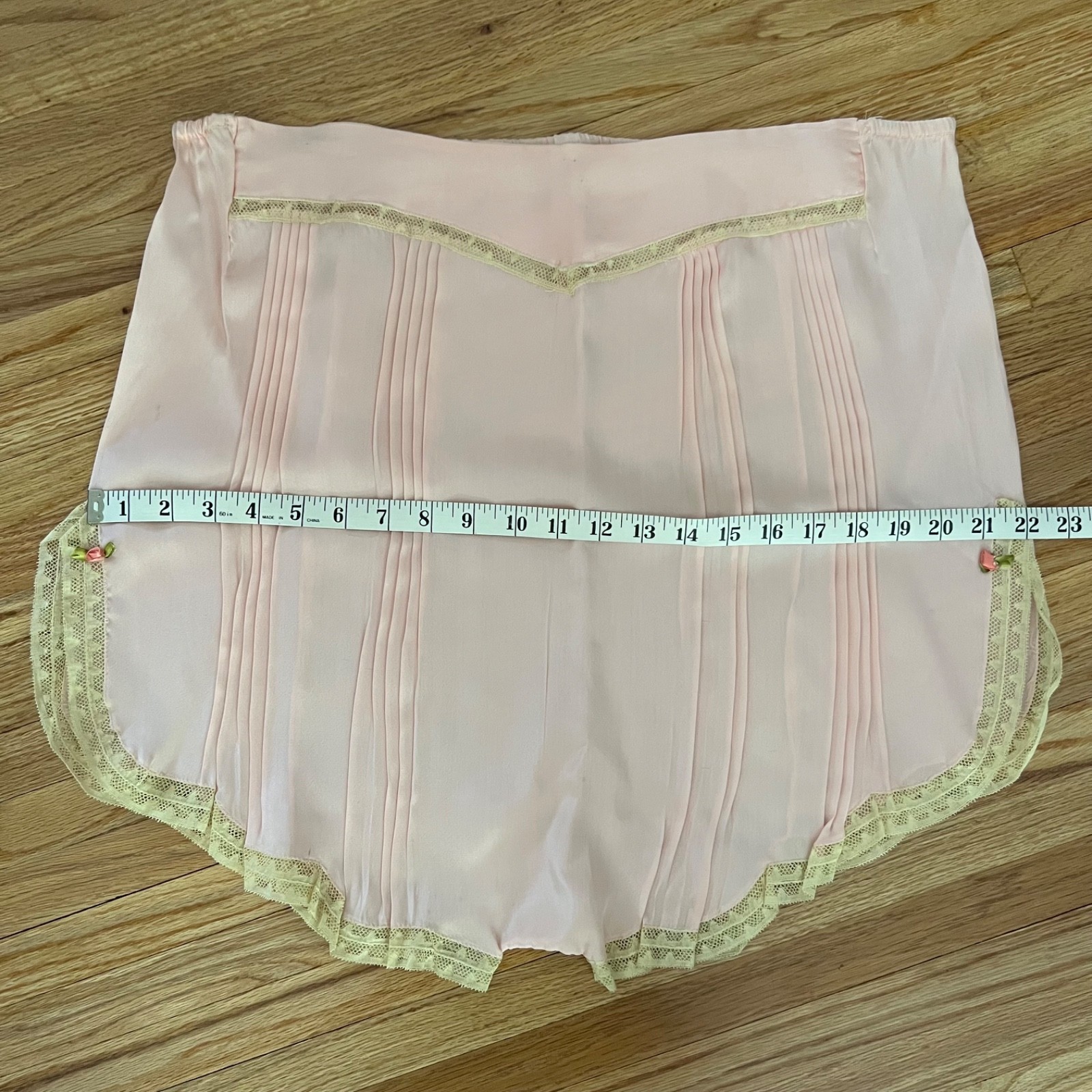 Vintage Sexy Lingerie 1930’s 40’s pink silky pants lace lingerie boudoir shorts
