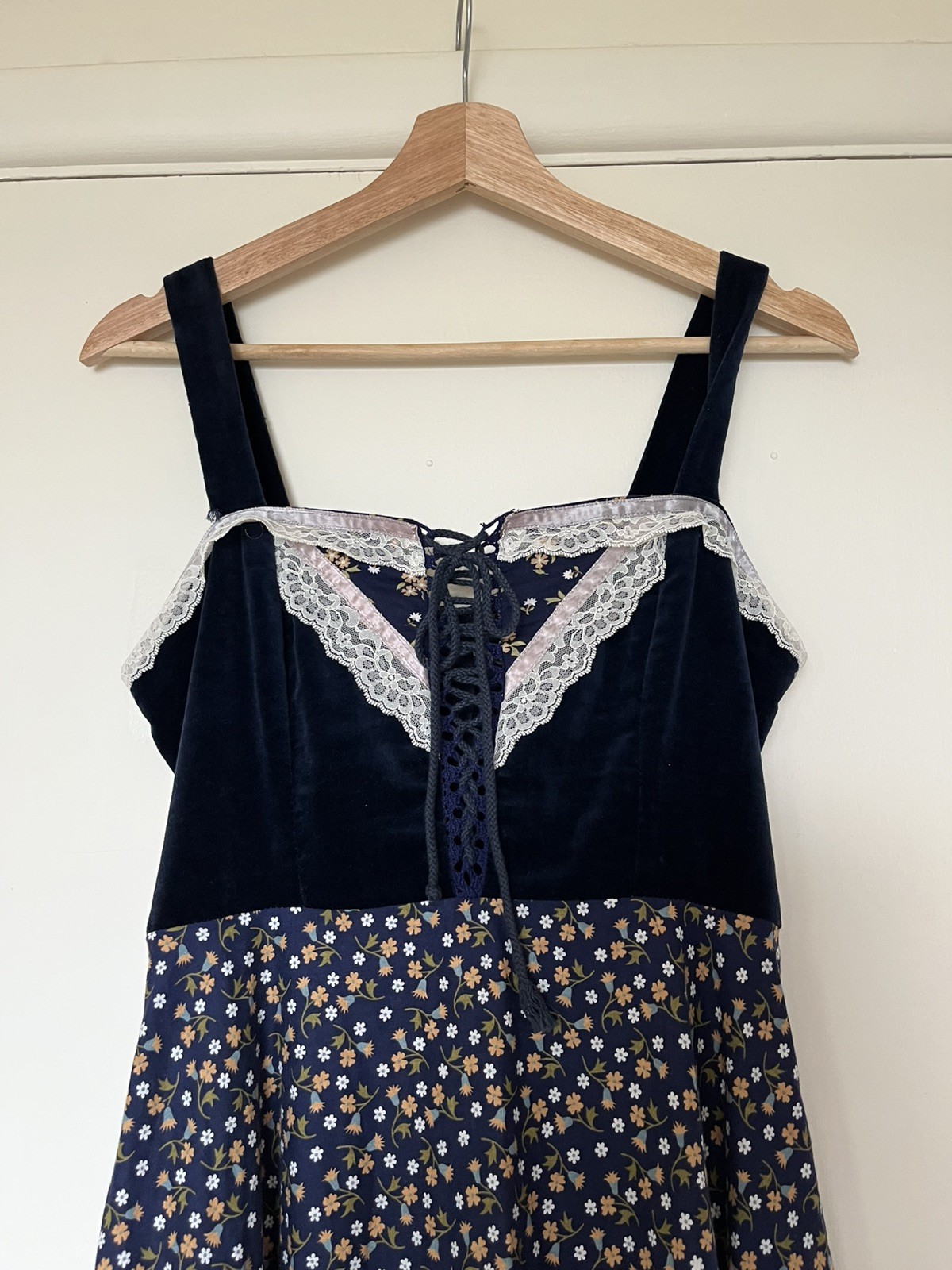 Vtg Gunne Sax Victorian Romantic Renaissance Navy Corset Dress 3 5 7 9 S XS 70s