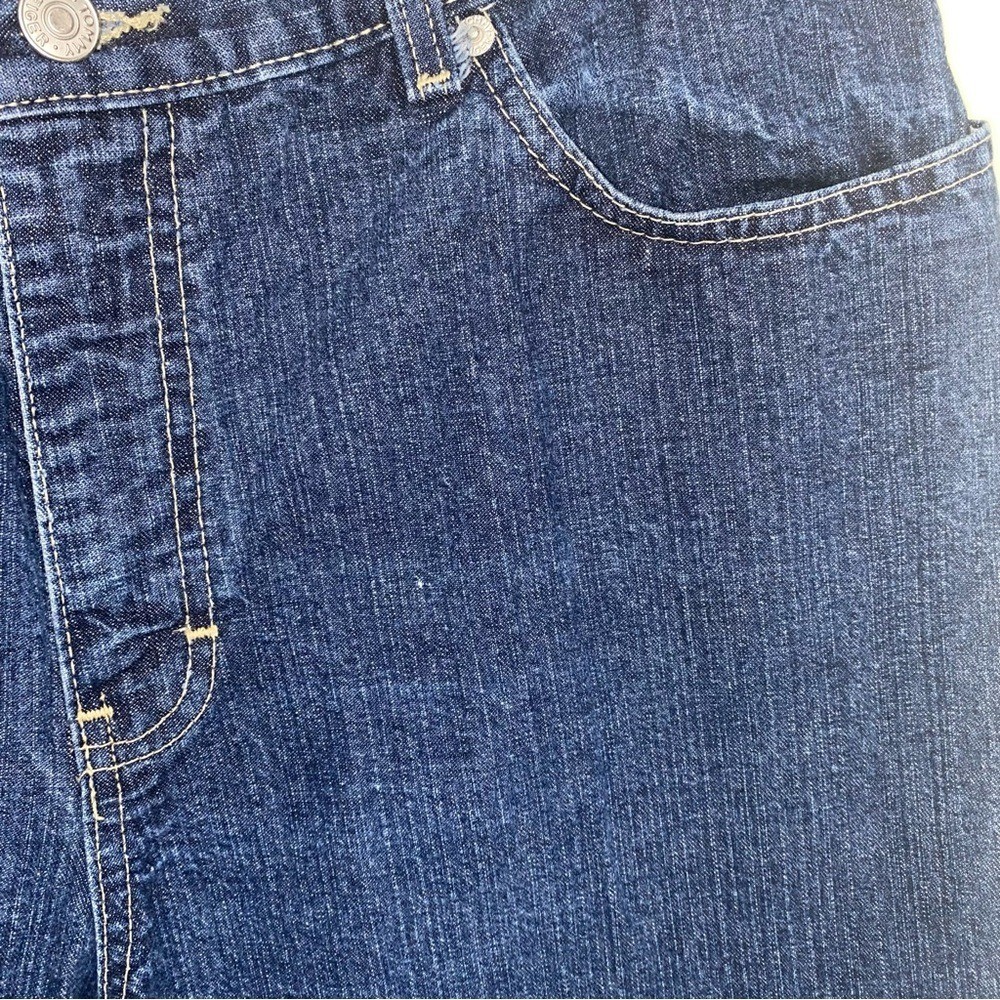 Vintage 2002 Tommy Hilfiger Size 12 R/31 Women’s Deep Blue Relaxed Jeans