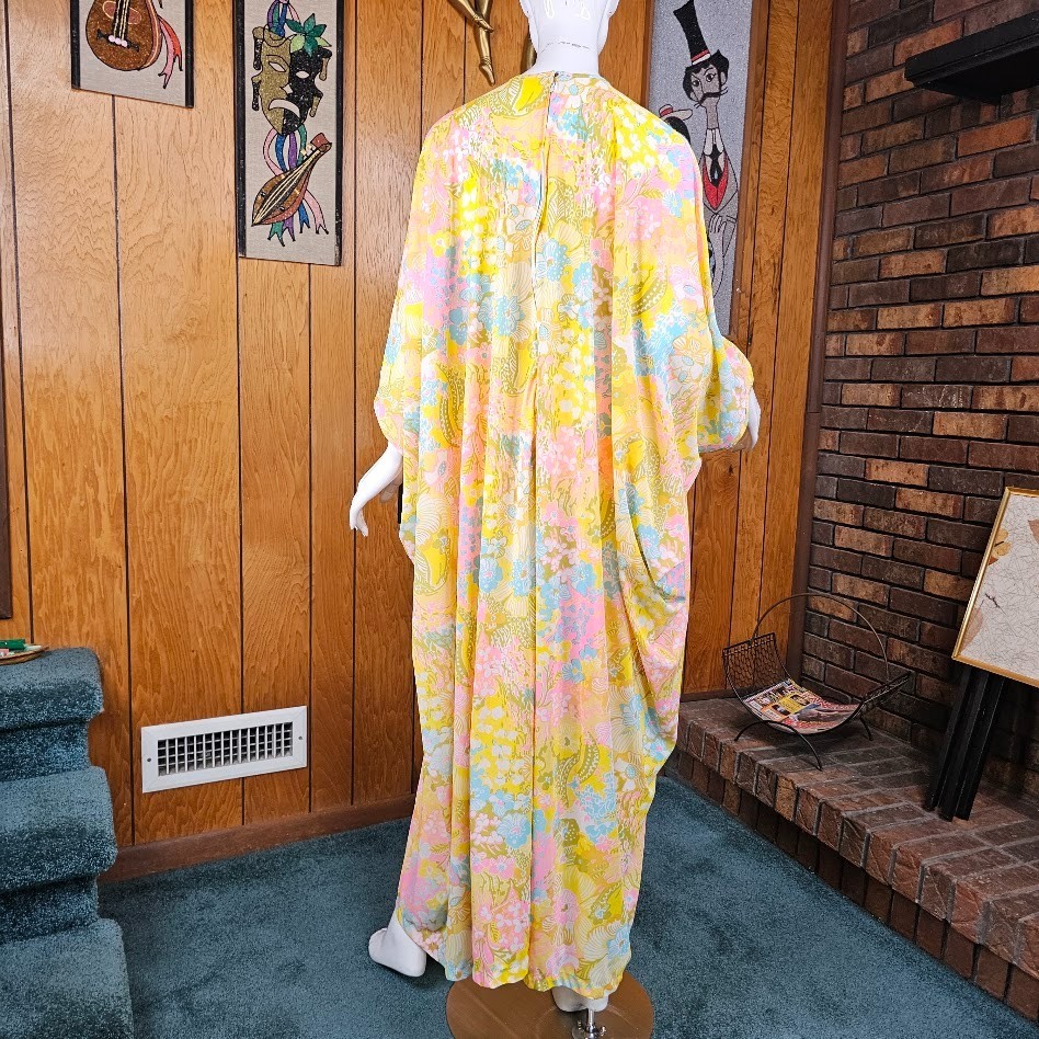 Vtg 60s Psychedelic Cape Sleeve Caftan Mod Hippie Hostess Goddess Gown Dress OS