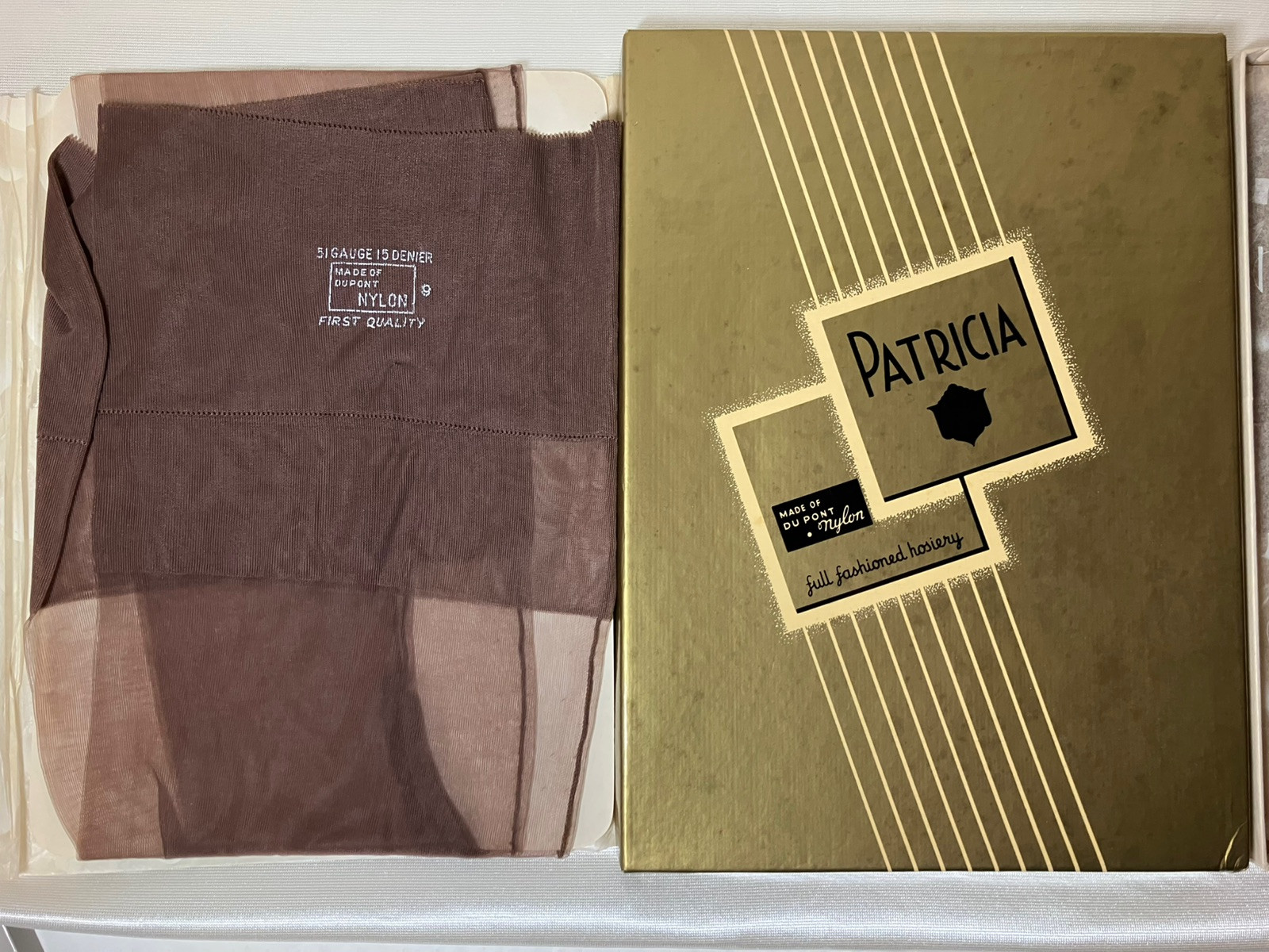 2 Pair 1940 Full Fashioned Flat Knit 15 D 51 G SEAMED Cuban Heel Nylon Stockings