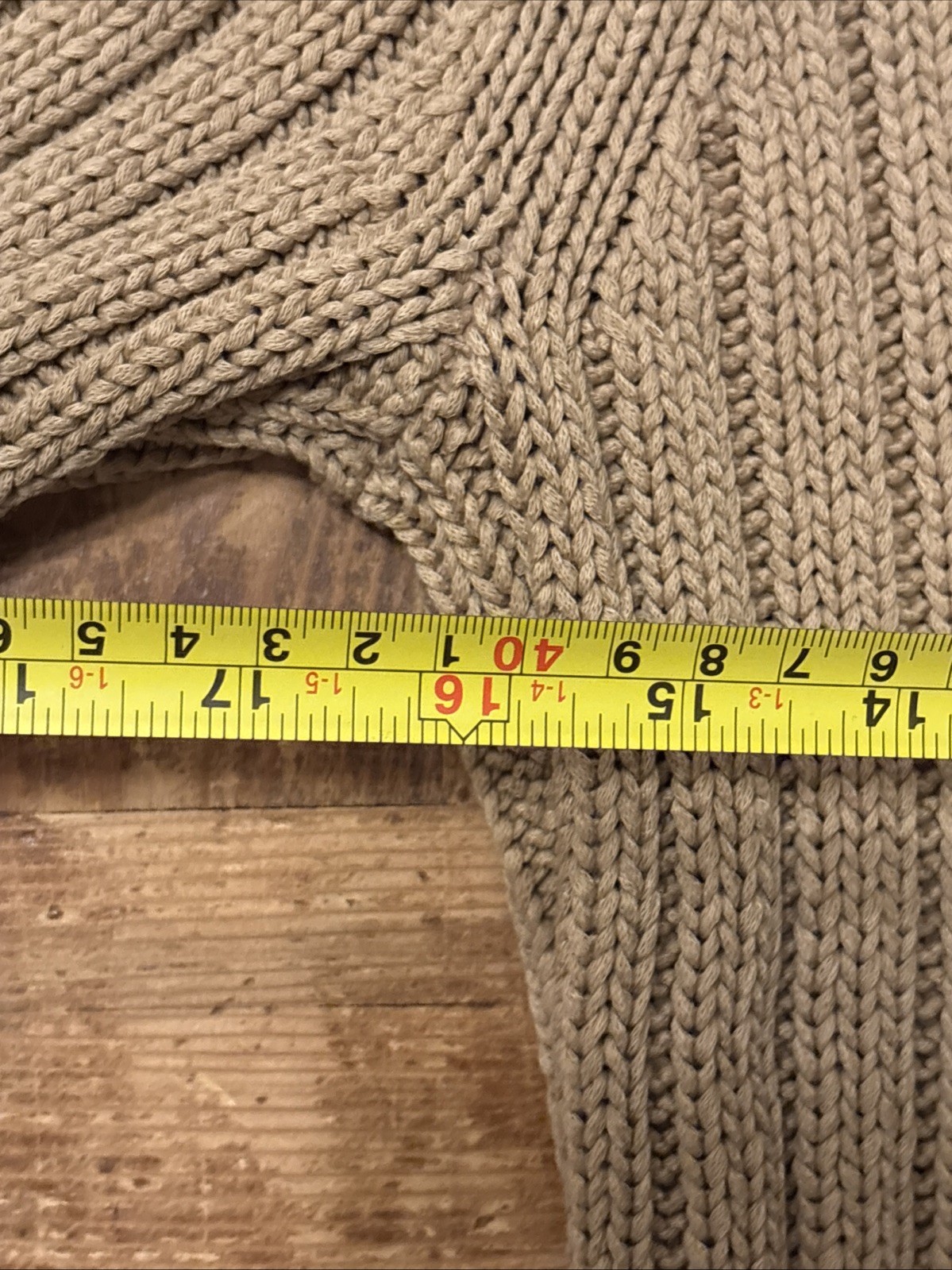Vintage Women’s Abercombie 90s Y2K Zip Up Cardigan Preppy Sweater Carmel Large
