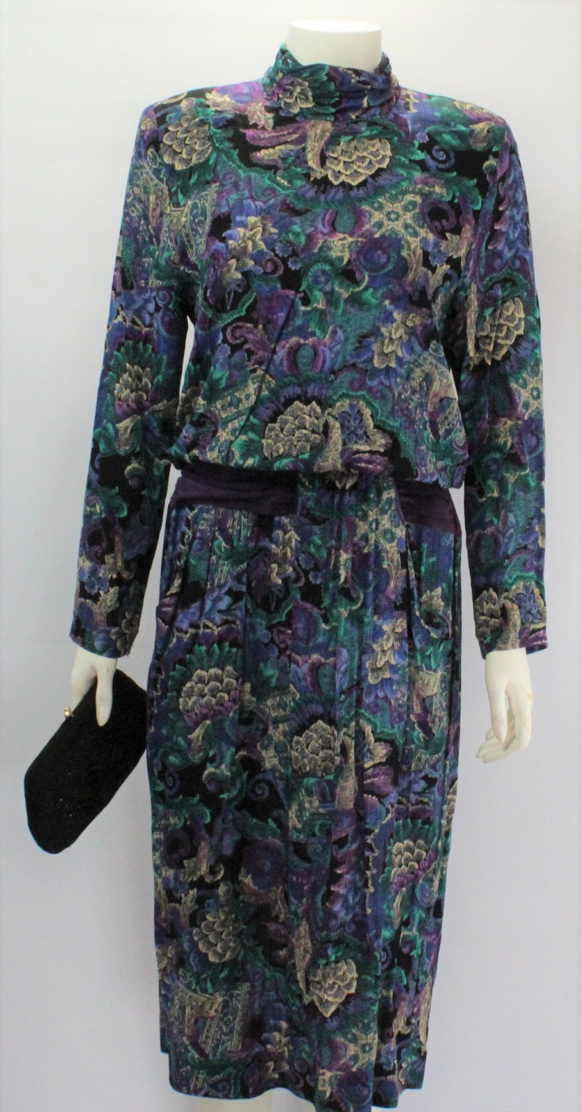 Vintage Patty O’Neil Modest Long Sleeve Multicolor Print Dress Button Closures