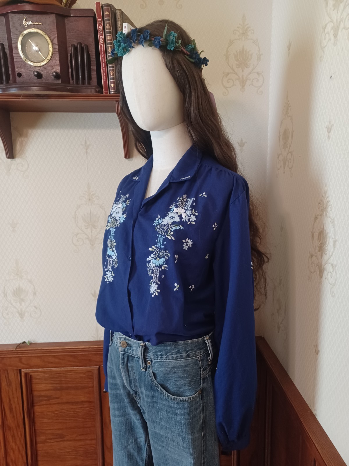 Vintage 1960s/1970s Blue Hand-Embroidered Boho Hippie Button-Front Shirt