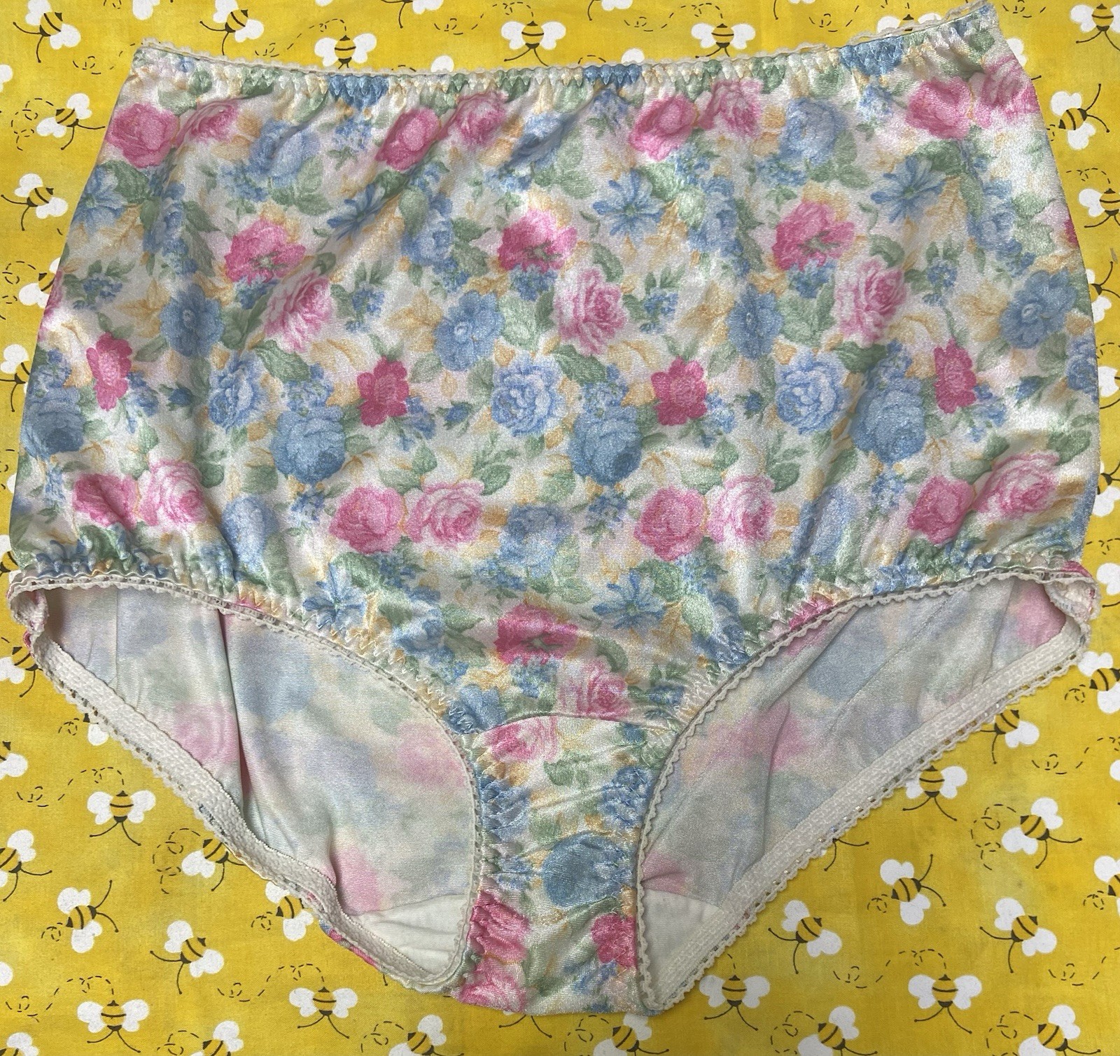 Vintage Granny Sissy Panty Sz L Floral Nylon Shabby Chic Retro Glam