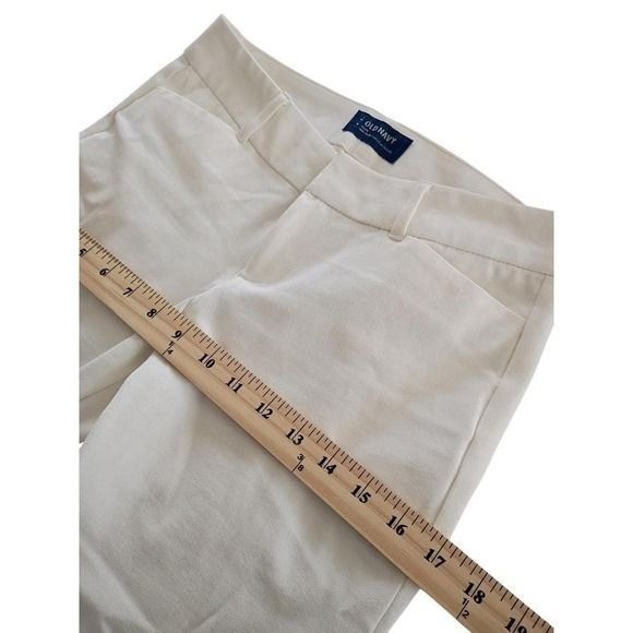 Old Navy Pixie Bright White Mid Rise Ankle Pants Size 4 Petite Classic Casual