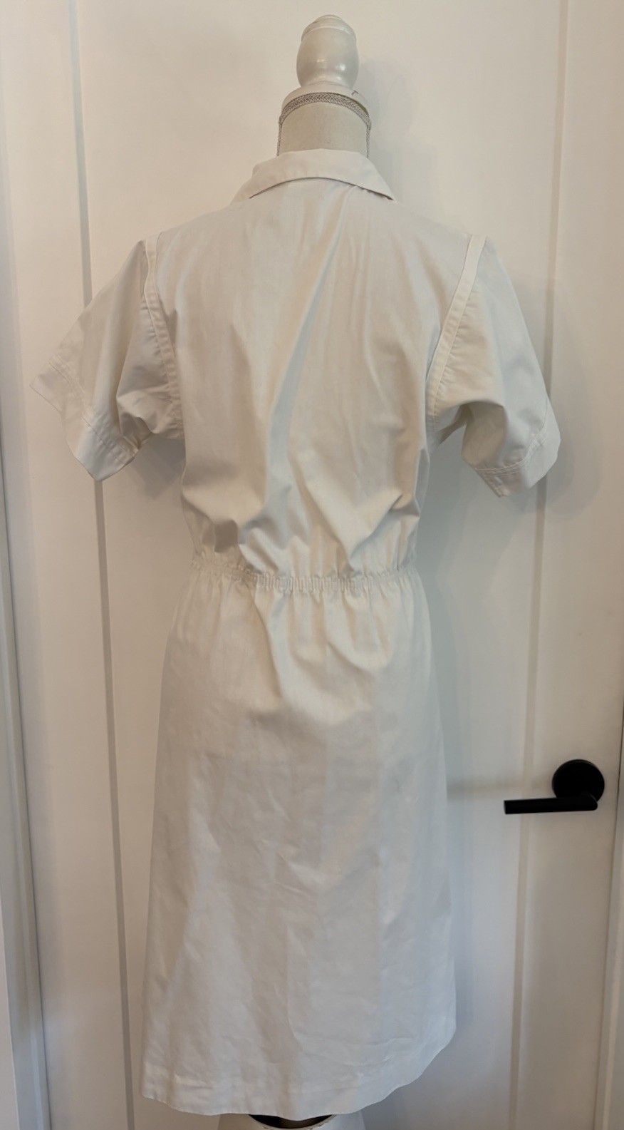 Women’s Vintage 60’s 70’s White Swan Nurse Dress Uniform in White Size 8