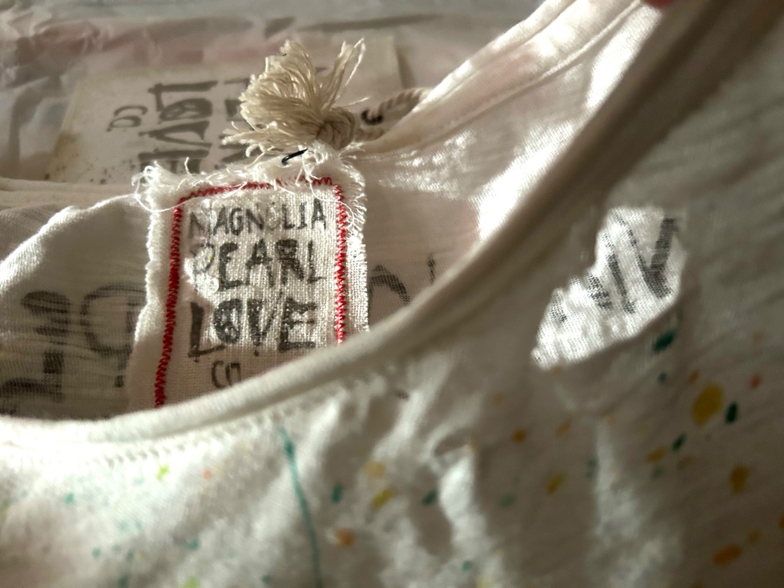 Magnolia Pearl NWT & Distress Tiny Flaw Love Amor Color Splash Tee in True
