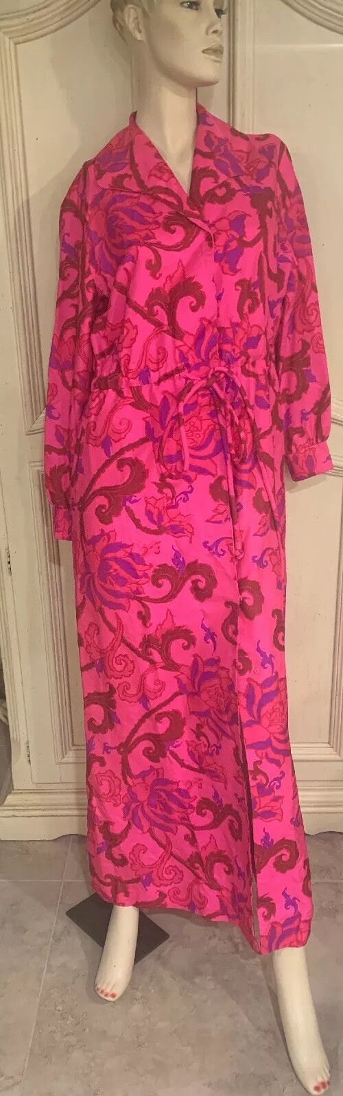 Vintage 1970s Lord & Taylor Teahouse Silk Pink Kaftan Caftan Victorian Dress