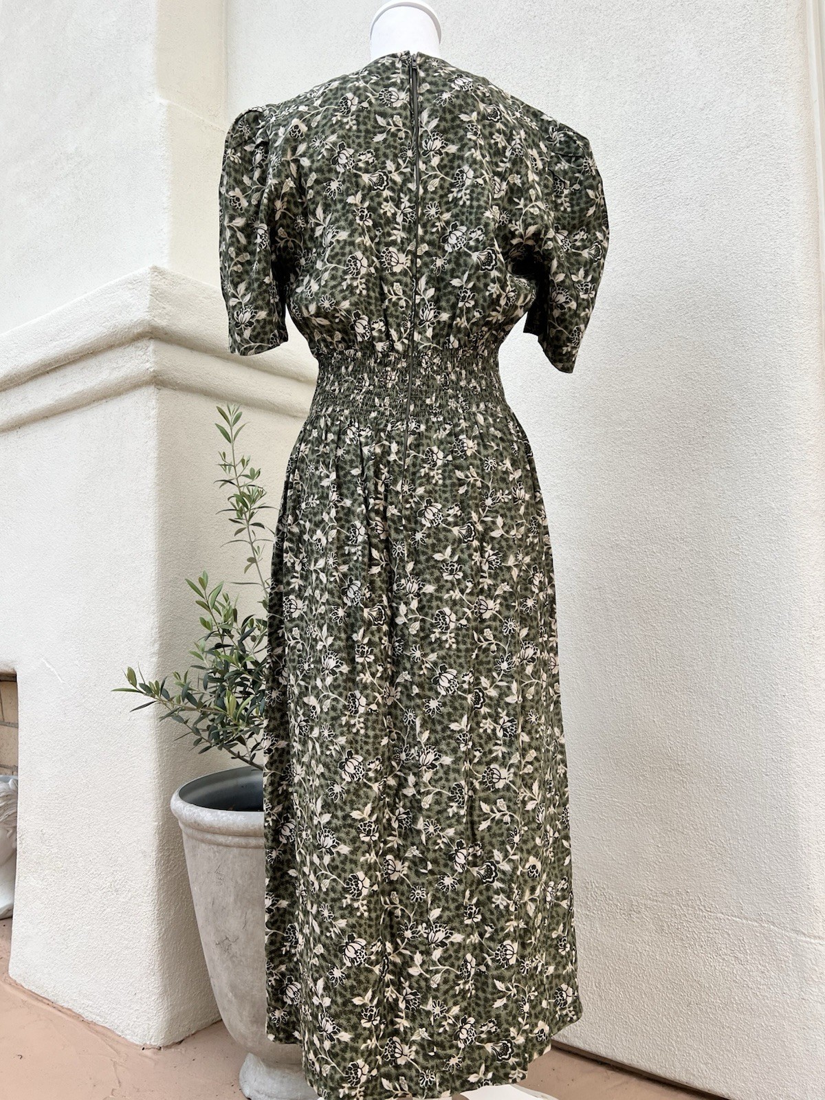 VTG KARIN STEVENS Green Floral Cottagecore Midi Dress Button Women 8 40’s style