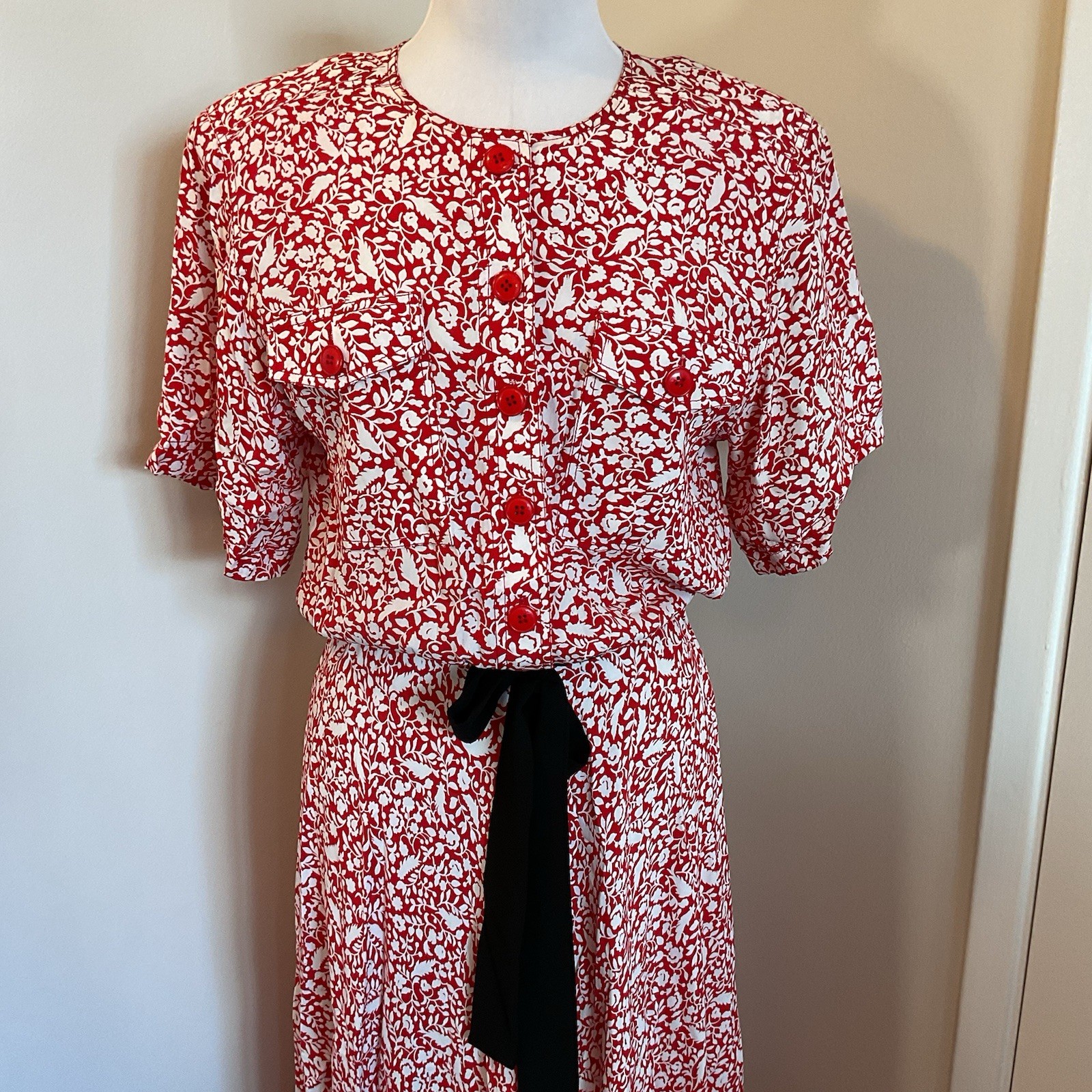Vintage Maggy London Jeannene Booher Red Floral Rayon Dress Kentucky Derby 10