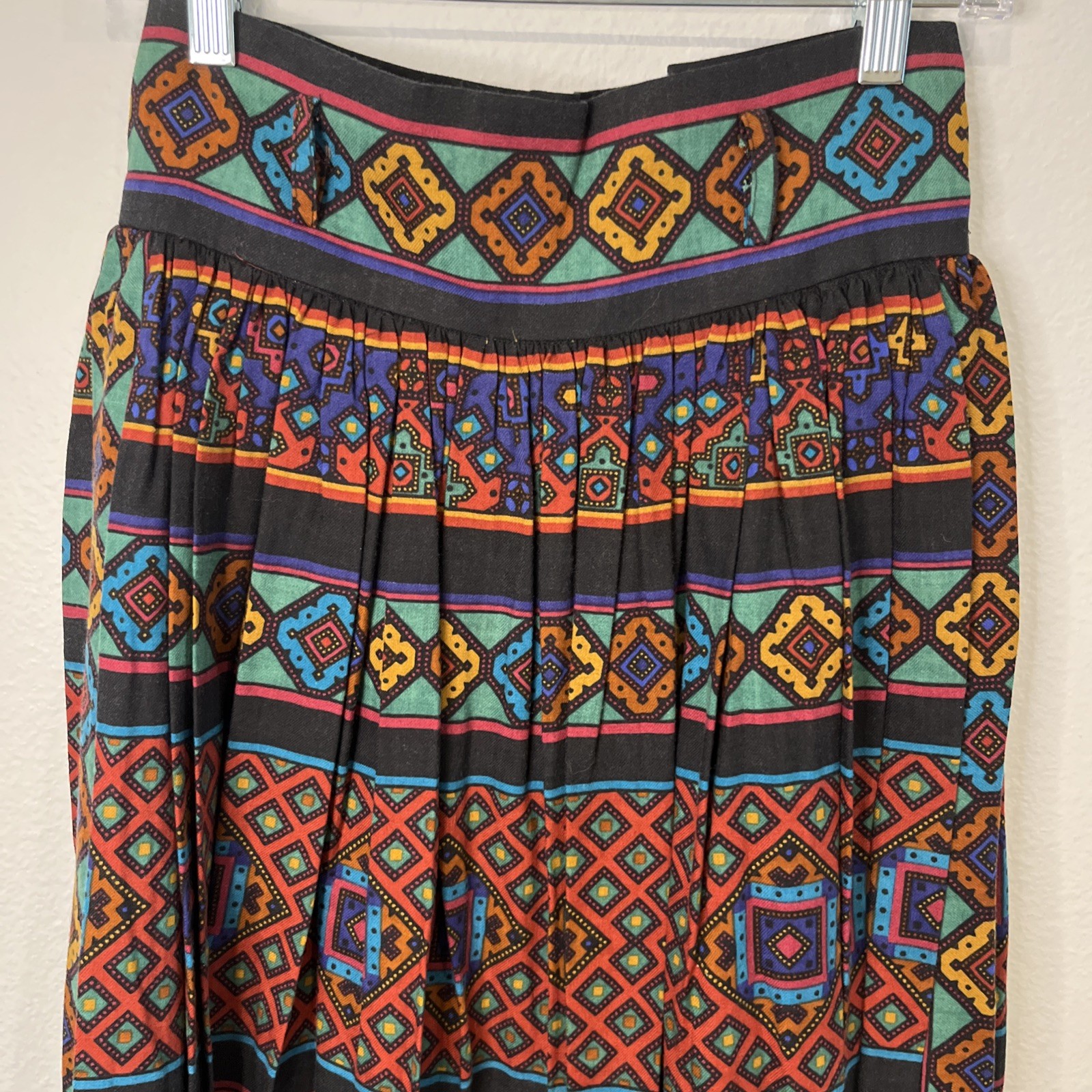 VTG Miss O By Oscar De La Renta Pleated Midi Aztec Skirt RUNS SMALL Size 8 Boho