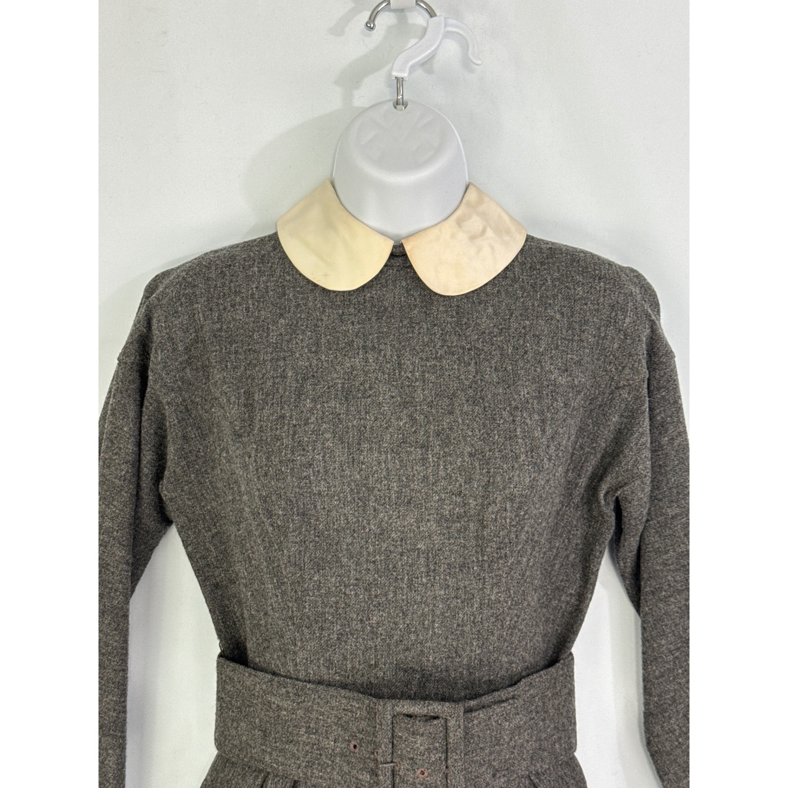 Vintage Mr Mort Grey Sheath Dress Peter Pan Collar Belt 50s 60s 36 bust 24 Waist