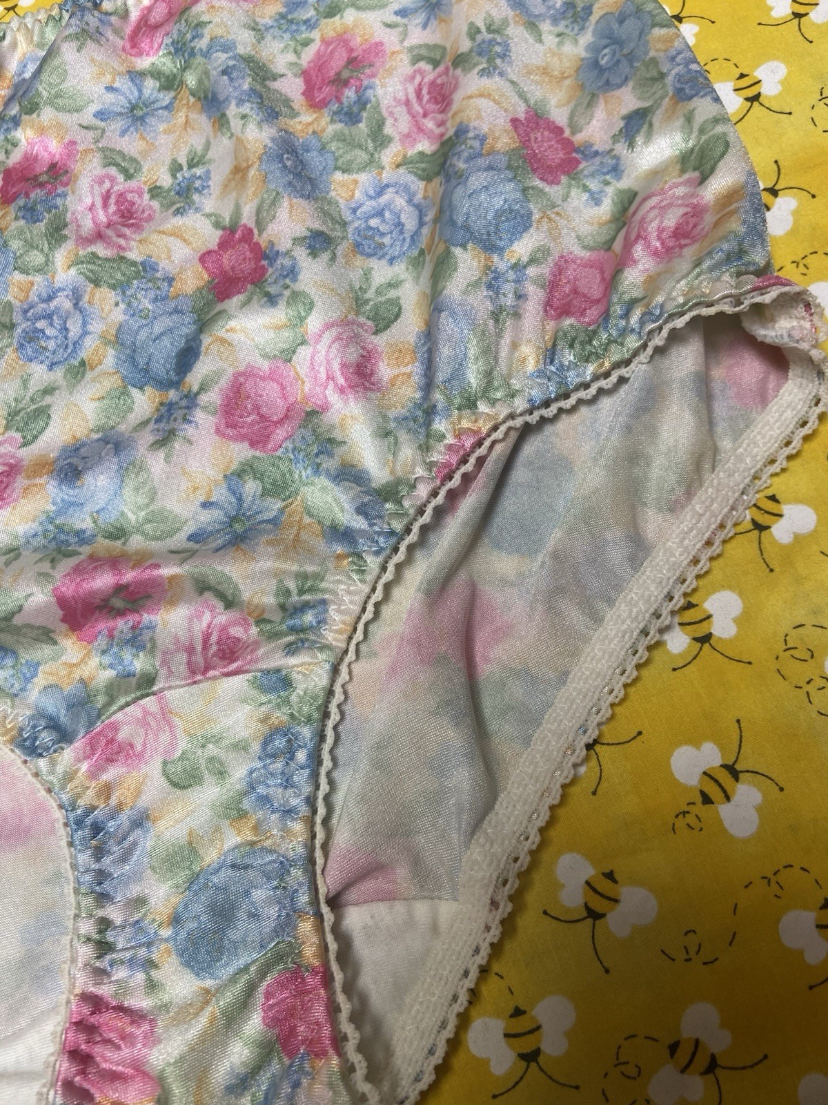 Vintage Granny Sissy Panty Sz L Floral Nylon Shabby Chic Retro Glam