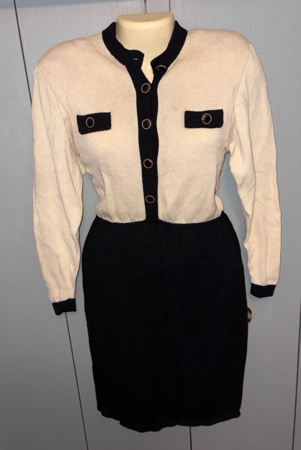 VTG 80’s St John I.Magnin 4 Sweater dress Black Cream Button