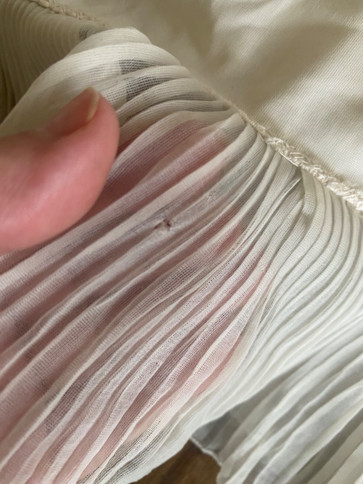 Vtg Charmode Cream Womens Slip