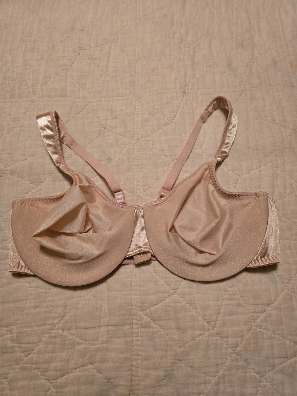 VINTAGE 1990s VANITY FAIR #75-074 GLOSSY SATIN UNDERWIRE T-SHIRT BRA 42C BEIGE