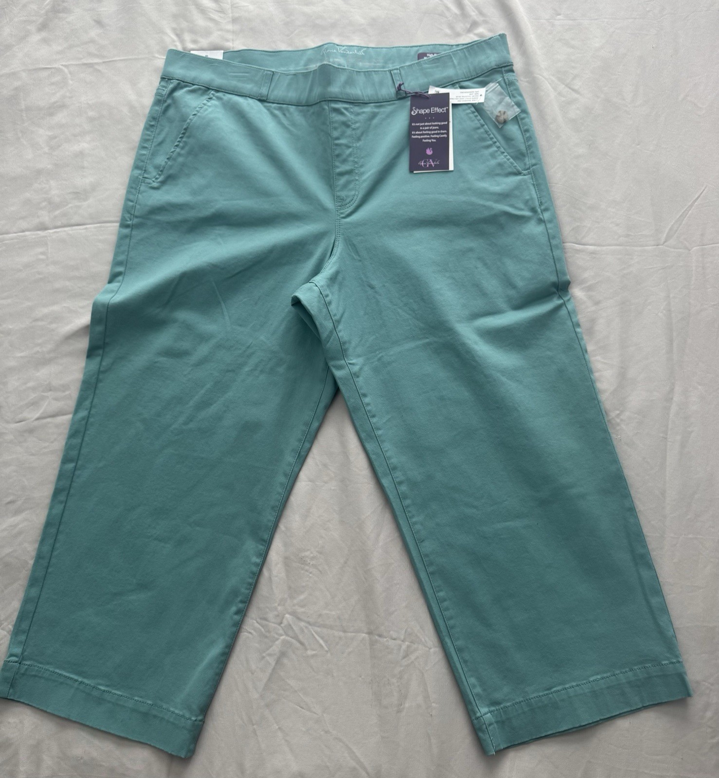 NWT Gloria Vanderbilt High Rise Wide Leg Crop Jean Size 20W Shape Effect