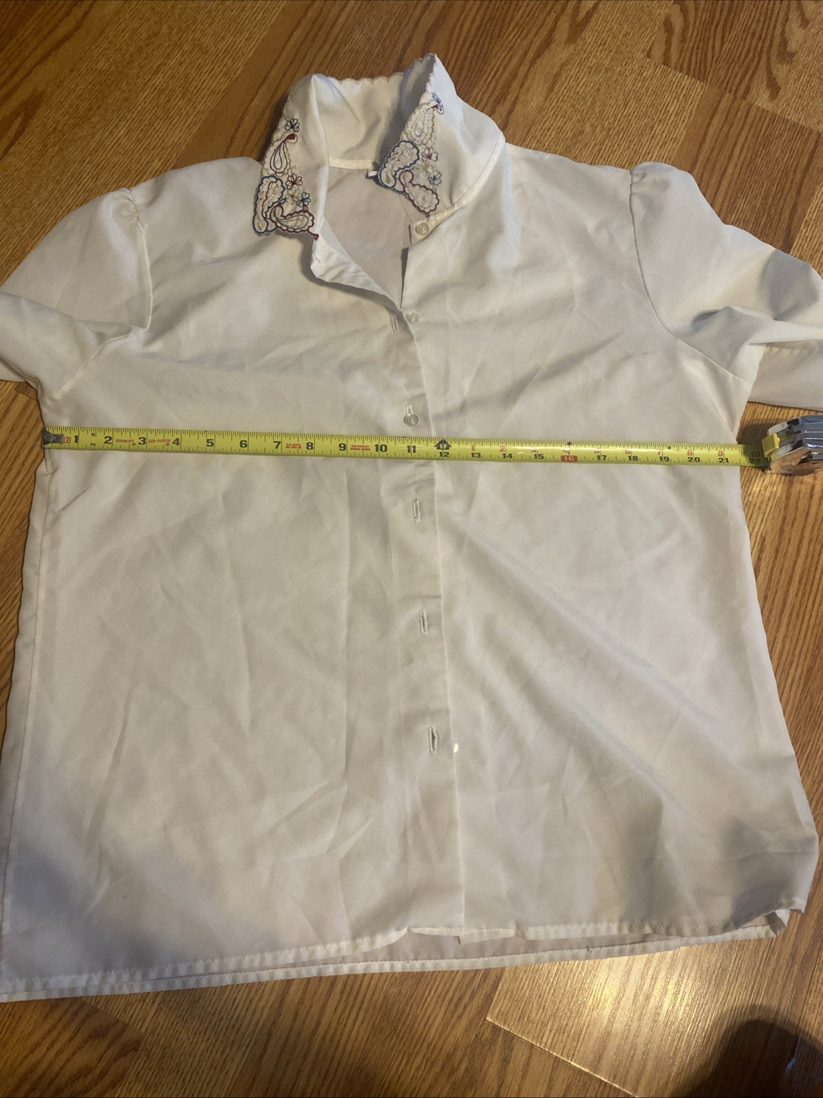 Vintage Inseparables Blouse Top Womens Sz 16 Embroidered Collar Ivory Flowy EUC