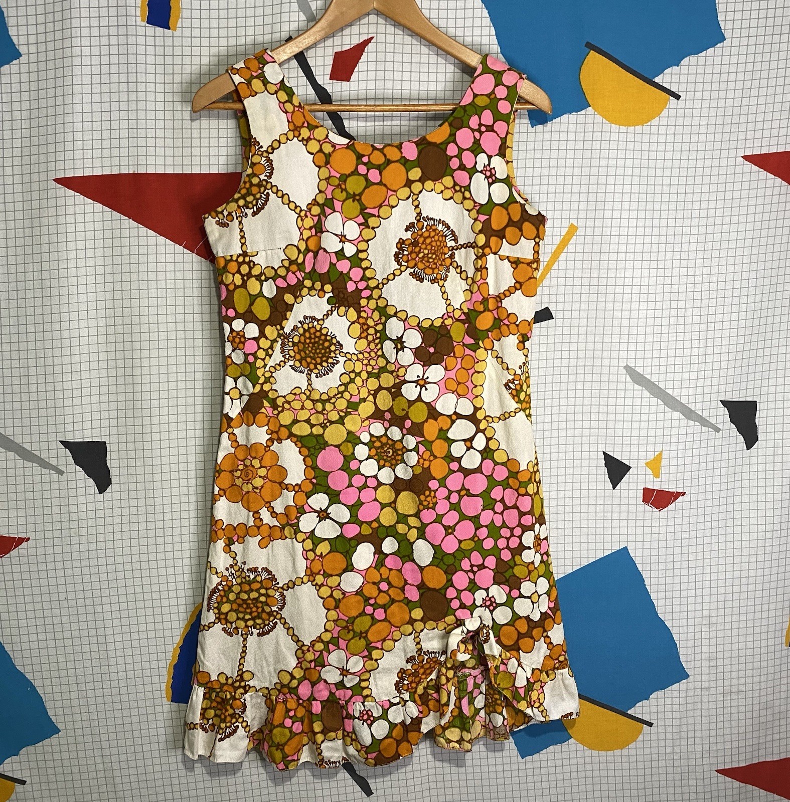 Vintage 60s Mod Mini Dress Gogo Floral Medium Hawaiian Cotton Bark Cloth Hippie