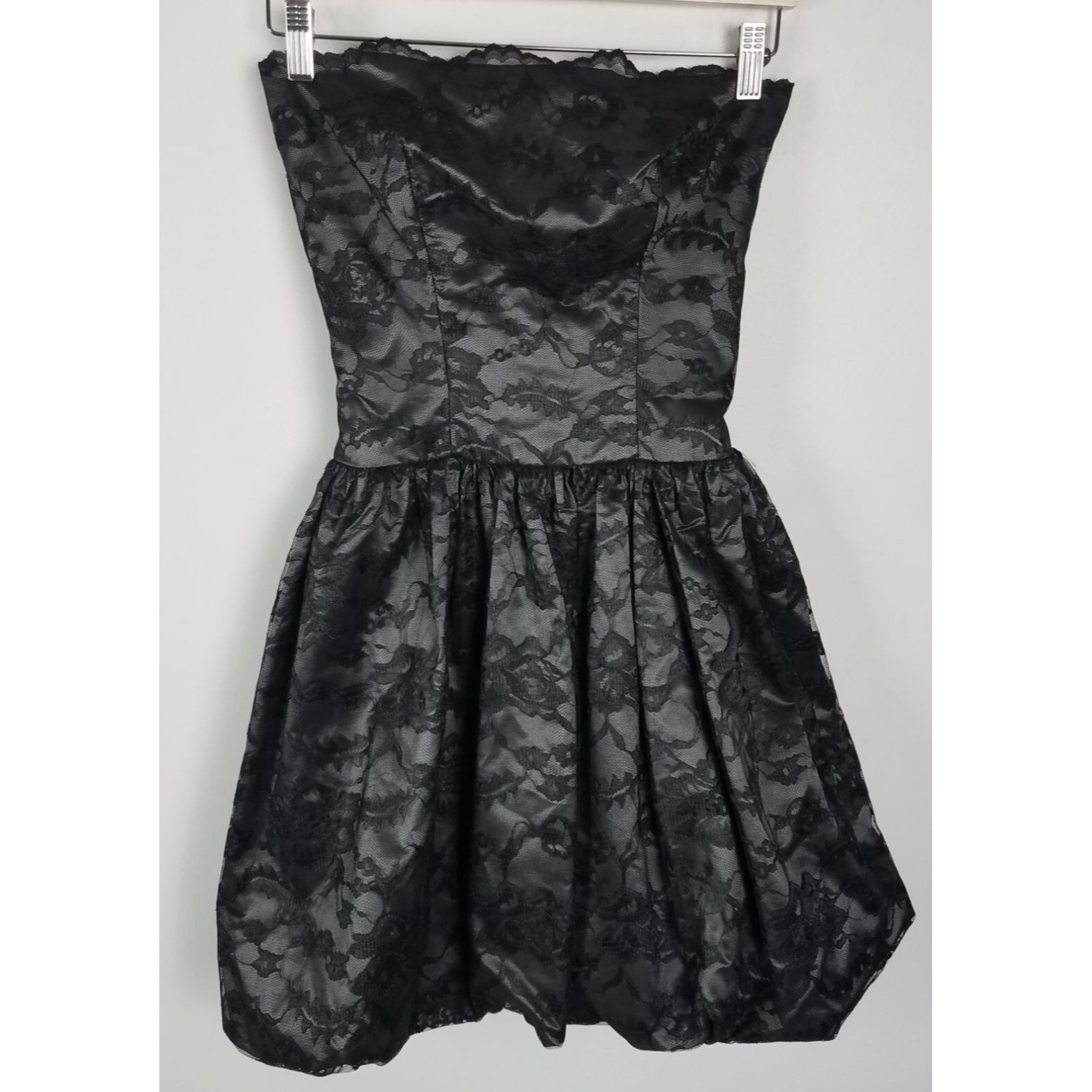 Vtg. House Of Bianchi Women’s Sz. XS Black Lace Strapless Bubble Hem Dress