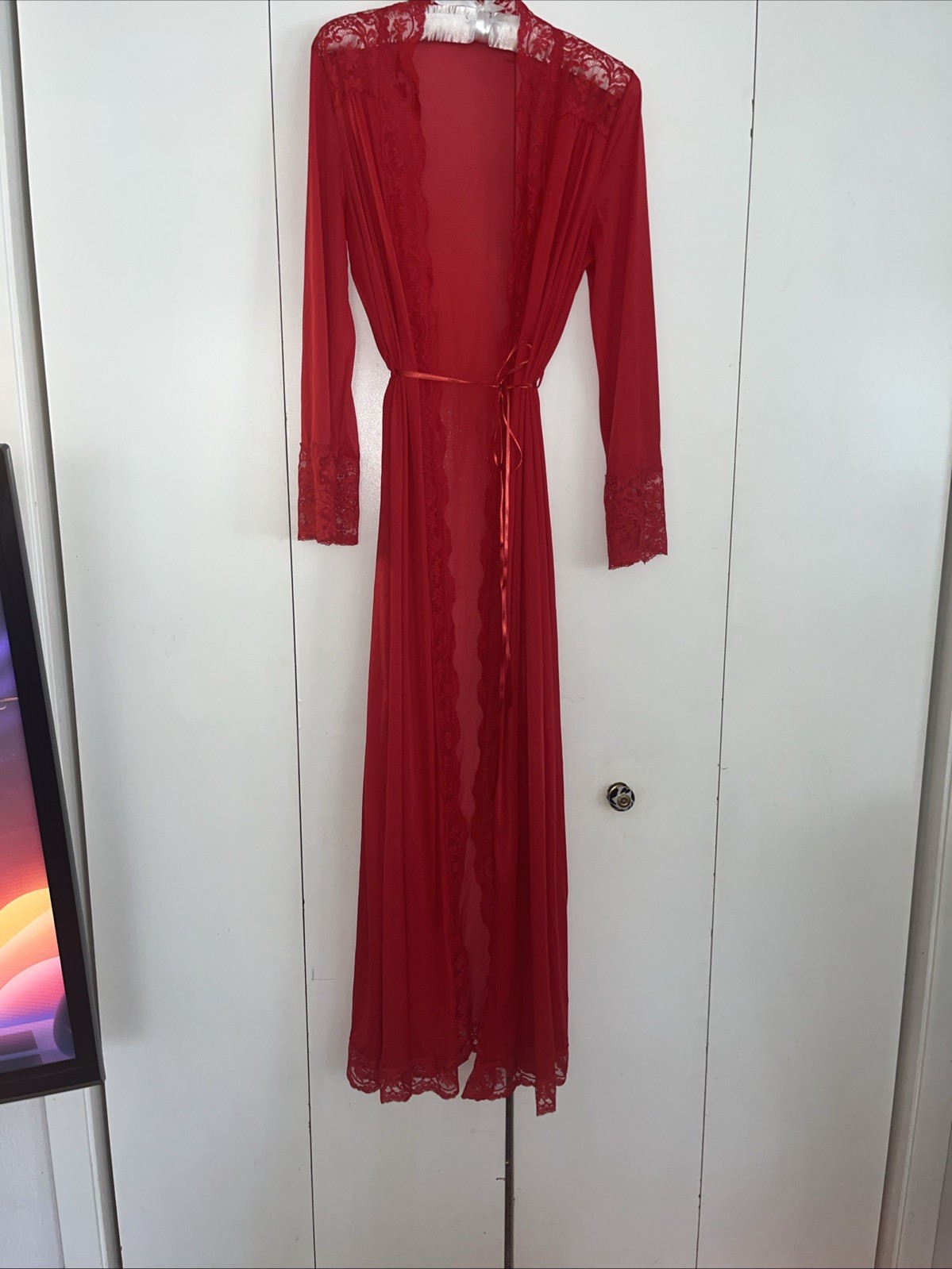 VTG OLGA Red Satin Robe Lace Trim Medium Style 9702 Long Nightgown Peignoir