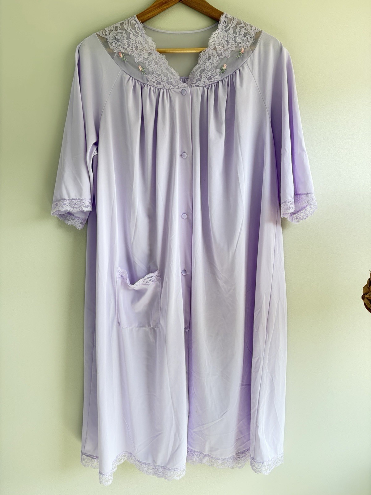 VTG Shadowline Nightgown Robe Lilac Lace Romantic Sleepwear Front Button Retro
