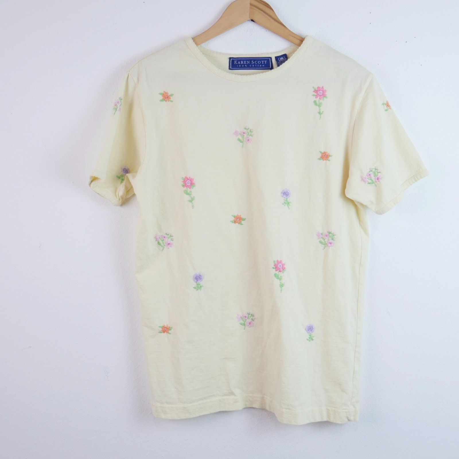 Vintage 90s Butter Yellow T Shirt Floral Embroidered Handmade Grandma Core Small