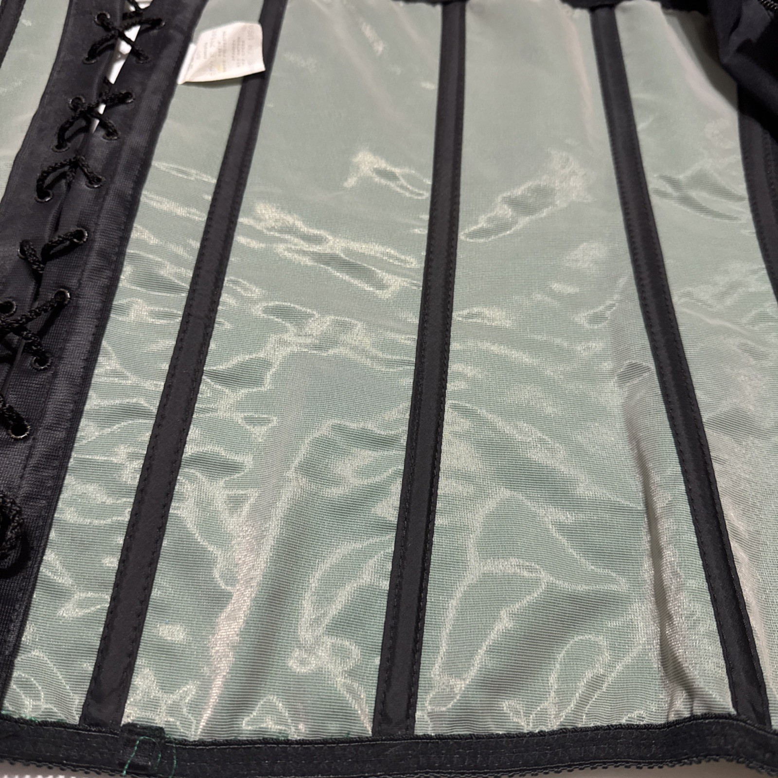 VTG Satin Emerald Green Underbust Black Lacing Corset USA Whimsy Goth Size 40