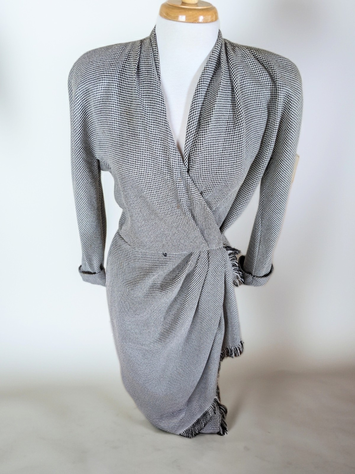 Vintage 80s Beau David Houndstooth Wrap Dress Black White Fringe Size 10