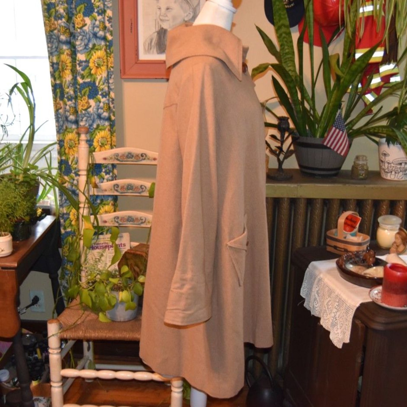 Vintage 1950s–1960s Camel Swing Coat – Classic Mid-Century Style L/XL